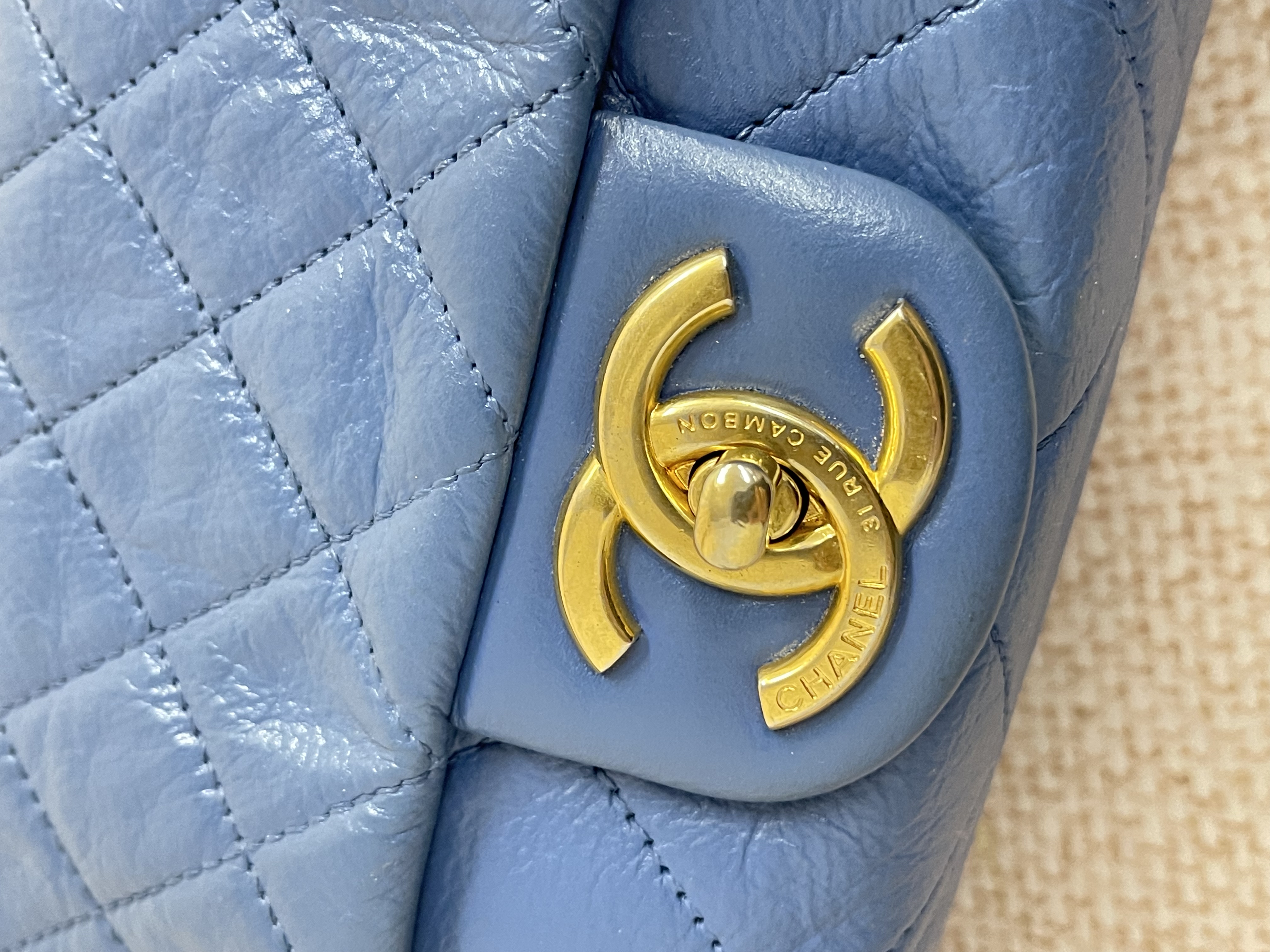 Pre-owned Chanel City Flag Bag/ Product Code: 26051602