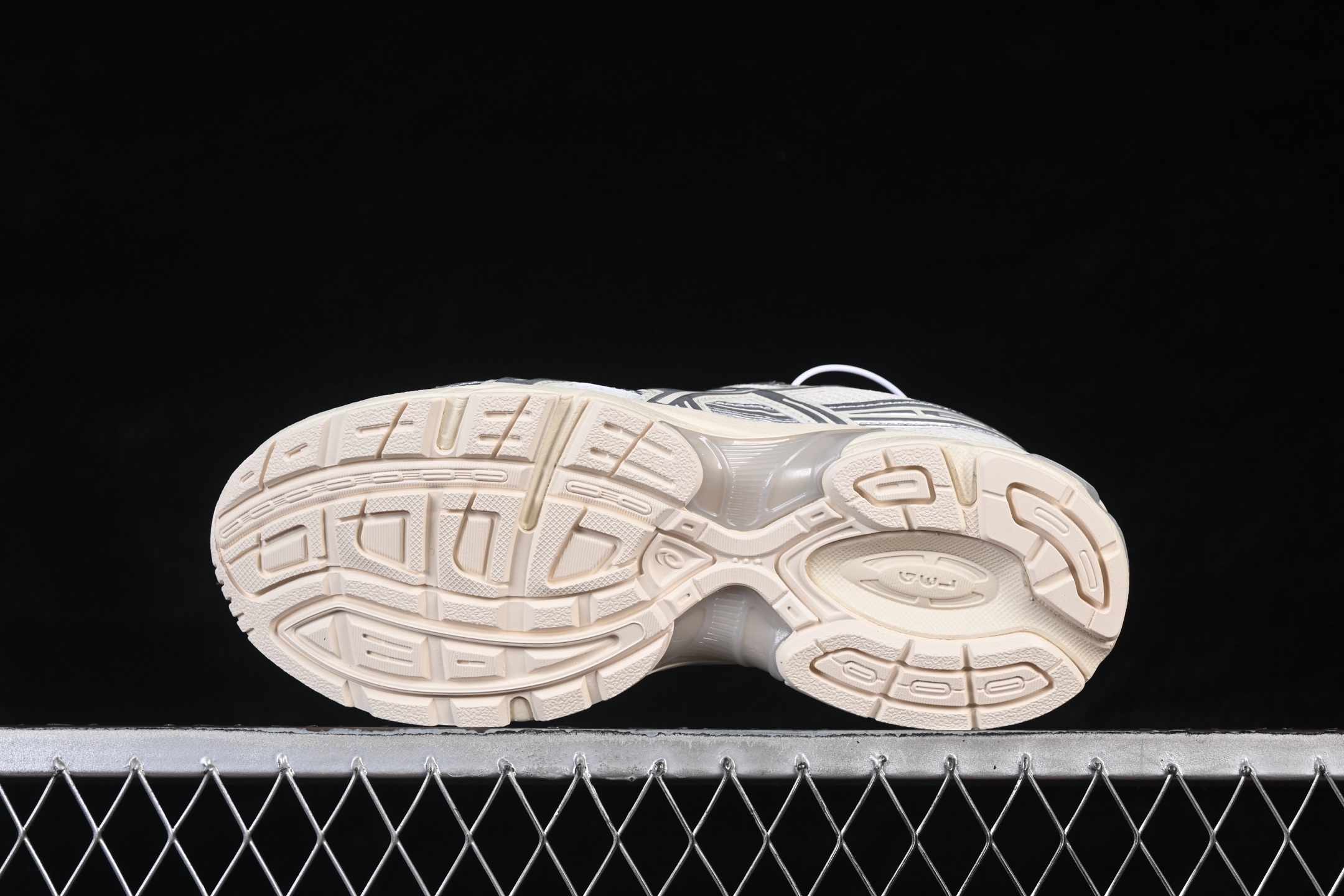 Asics GEL-1130 1203A997-100