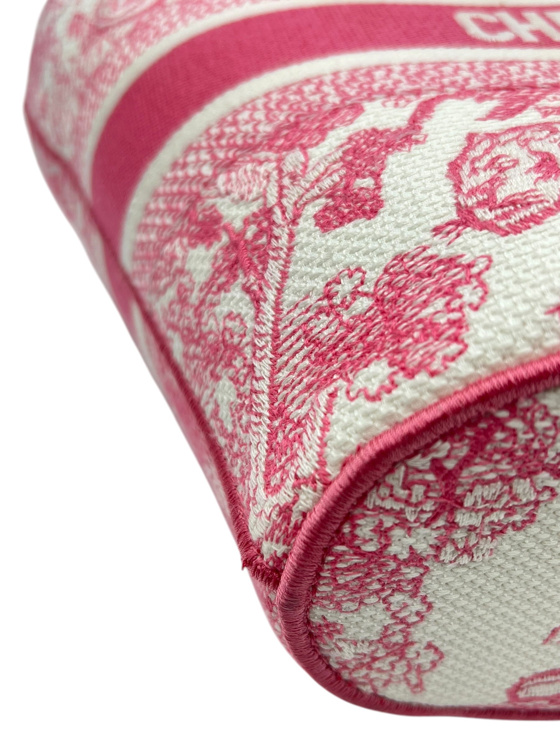 Unused Item DIOR Canvas Embroidered Dioriviera Toile De Jouy Panier Chapeau Tote Peony Pink / Product Code: 26060701