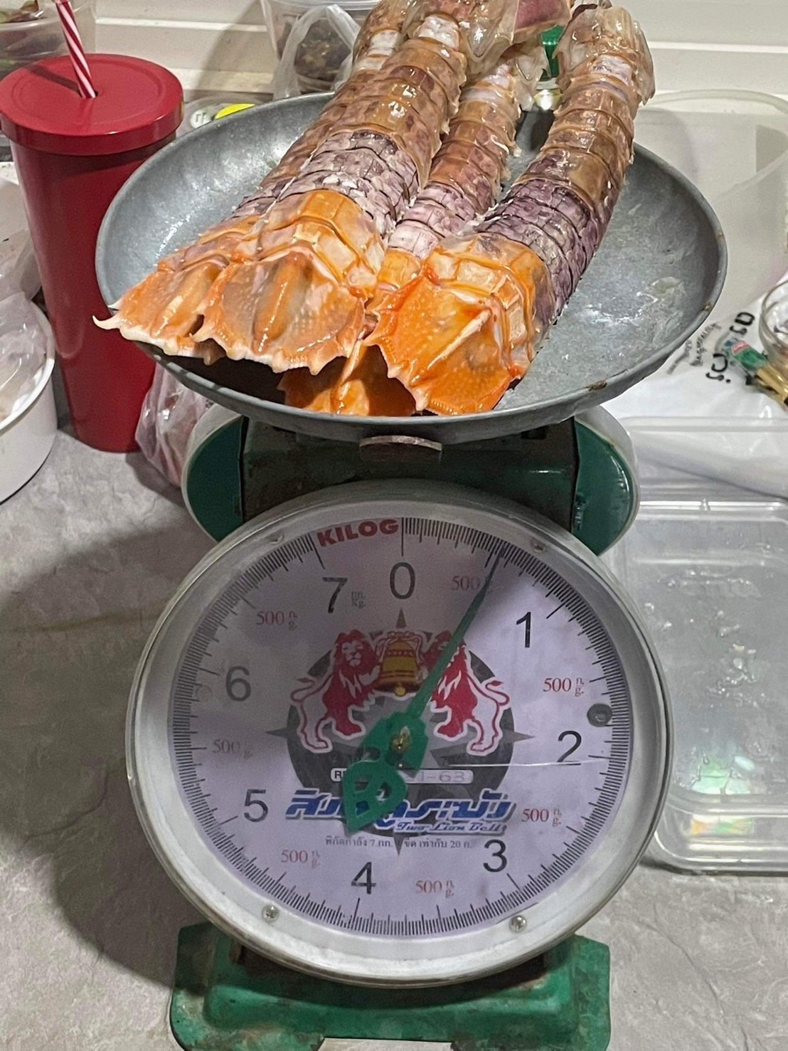 泰國即食海鮮之選罕有大隻瀨尿蝦