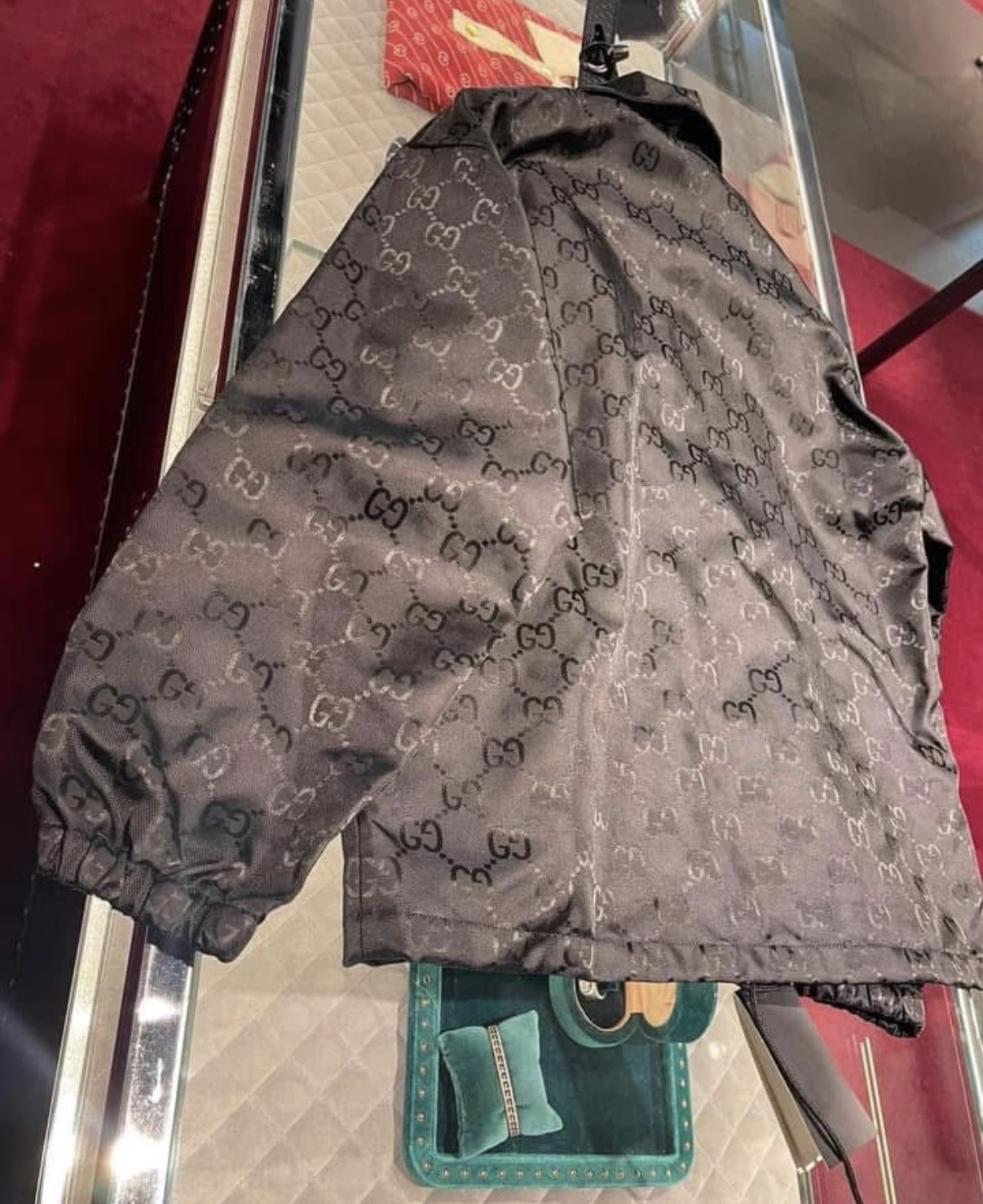 Gucci 爆款厚料防微雨風衣