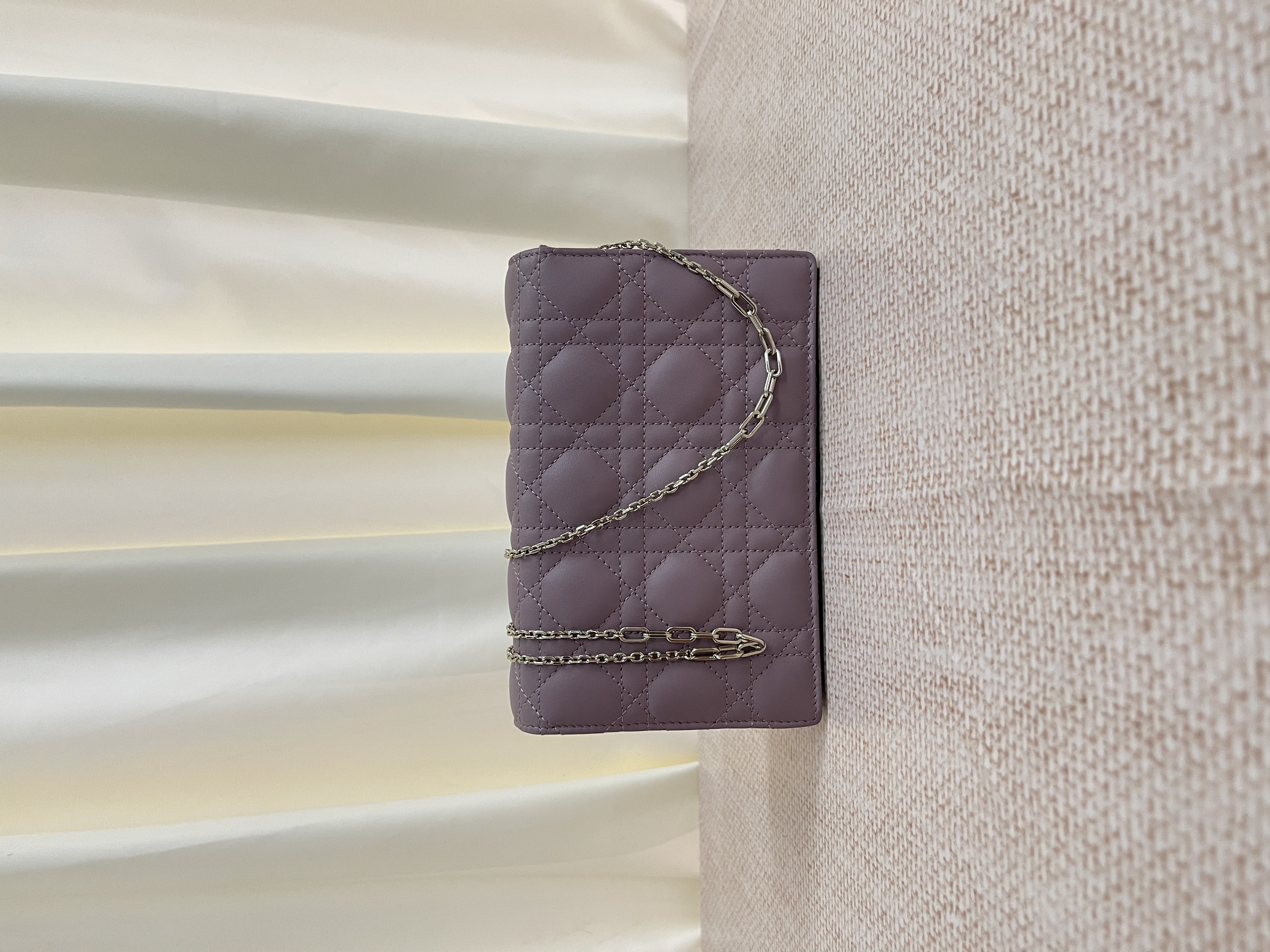 Pre-owned Dior Lady Dior Chain Pouch/ Product Code: 26042404