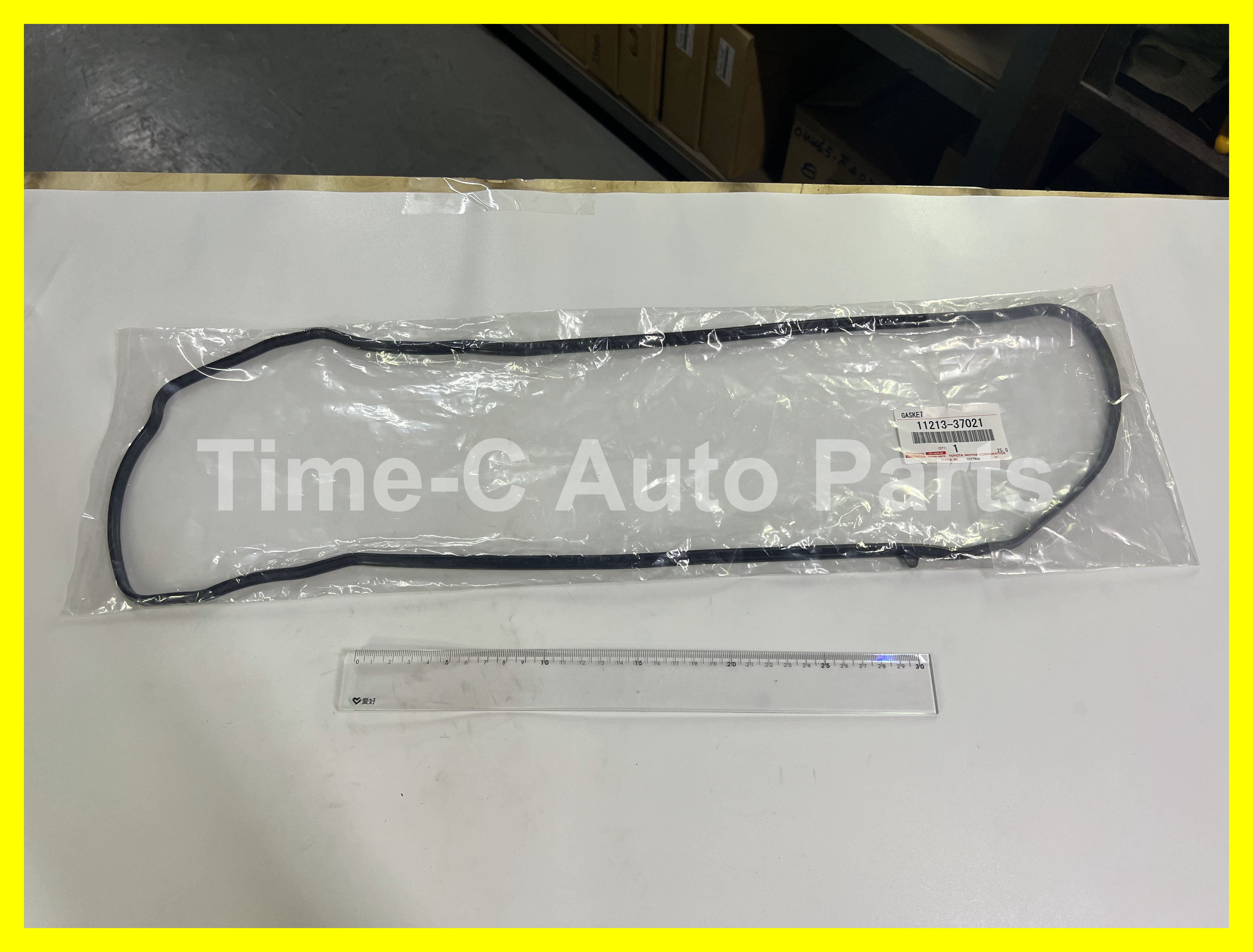 哇奴蓋膠邊 11213-37021 - Toyota Noah Voxy 70系