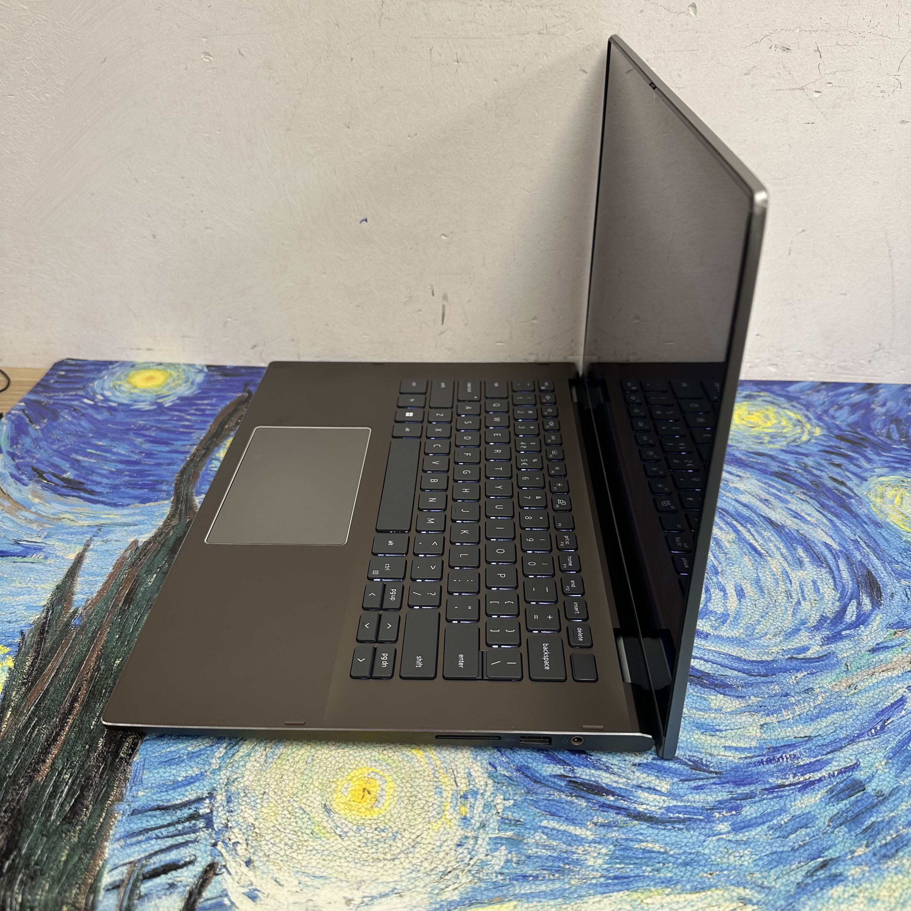 Dell Inspiron 14 5400 2n1 i5-1035G1/16GB Ram/512GB SSD/360度 14吋全高清Touch Mon/方便外出工作/ Gaming Laptop / Notebook / PC/Display Card / 獨顯 / YouTube/ Netflix/ Office / Work / Tablet/ 平板