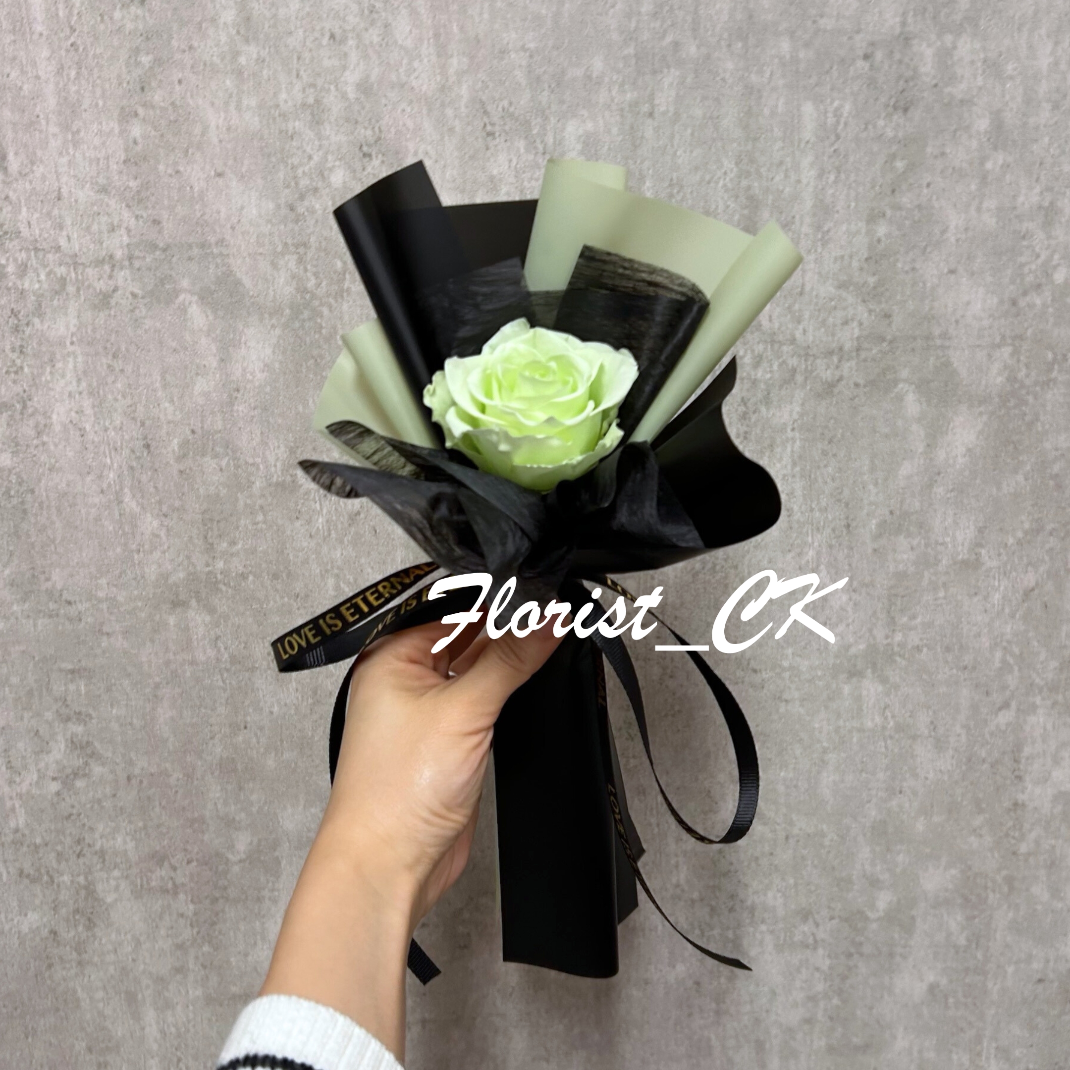 【迷你花束】Classic Mini Green｜永生玫瑰花束 (1 朵；預訂款)