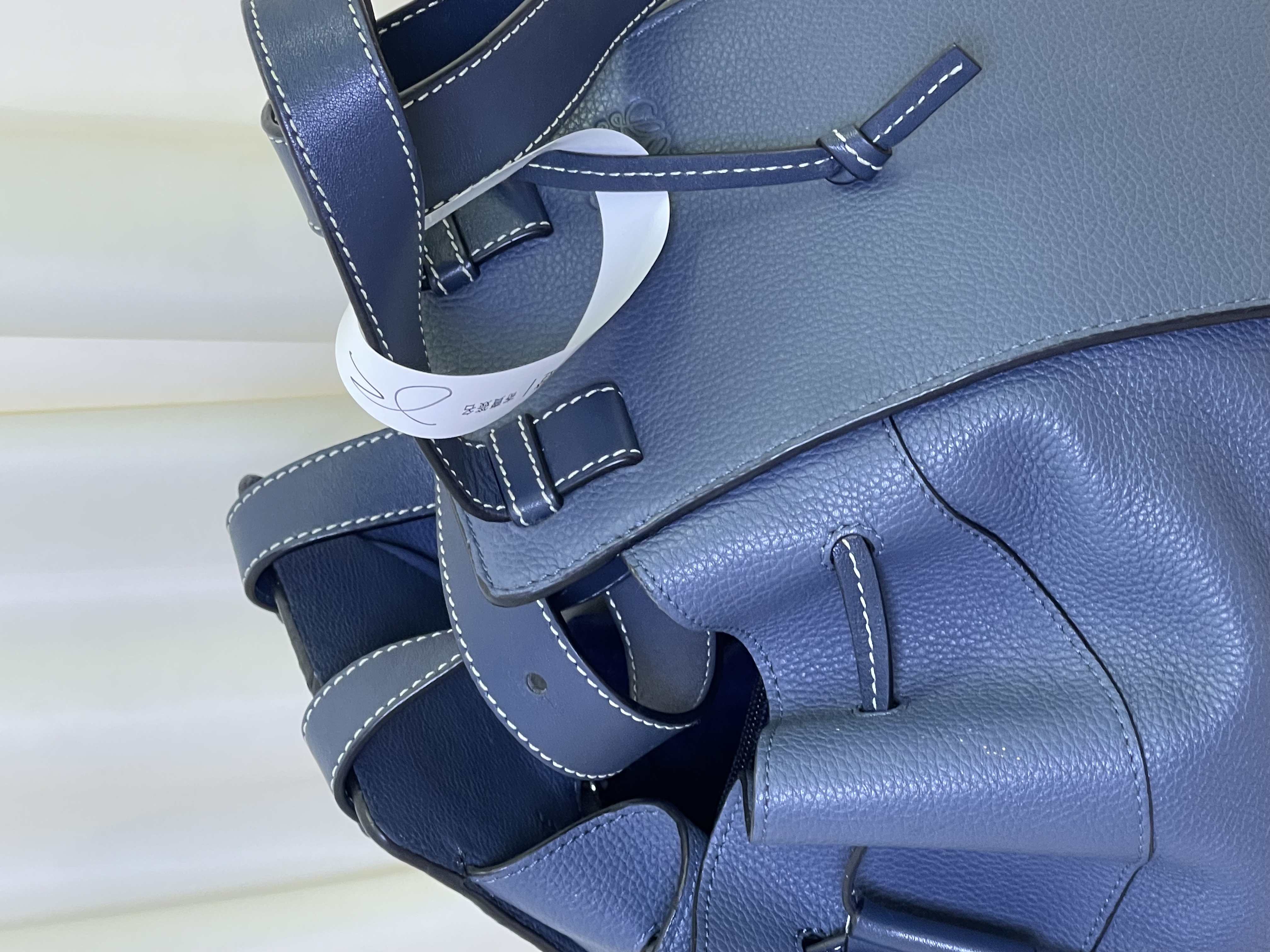 Pre owned LOEWE Hammock Mini / Product Code: 26031104