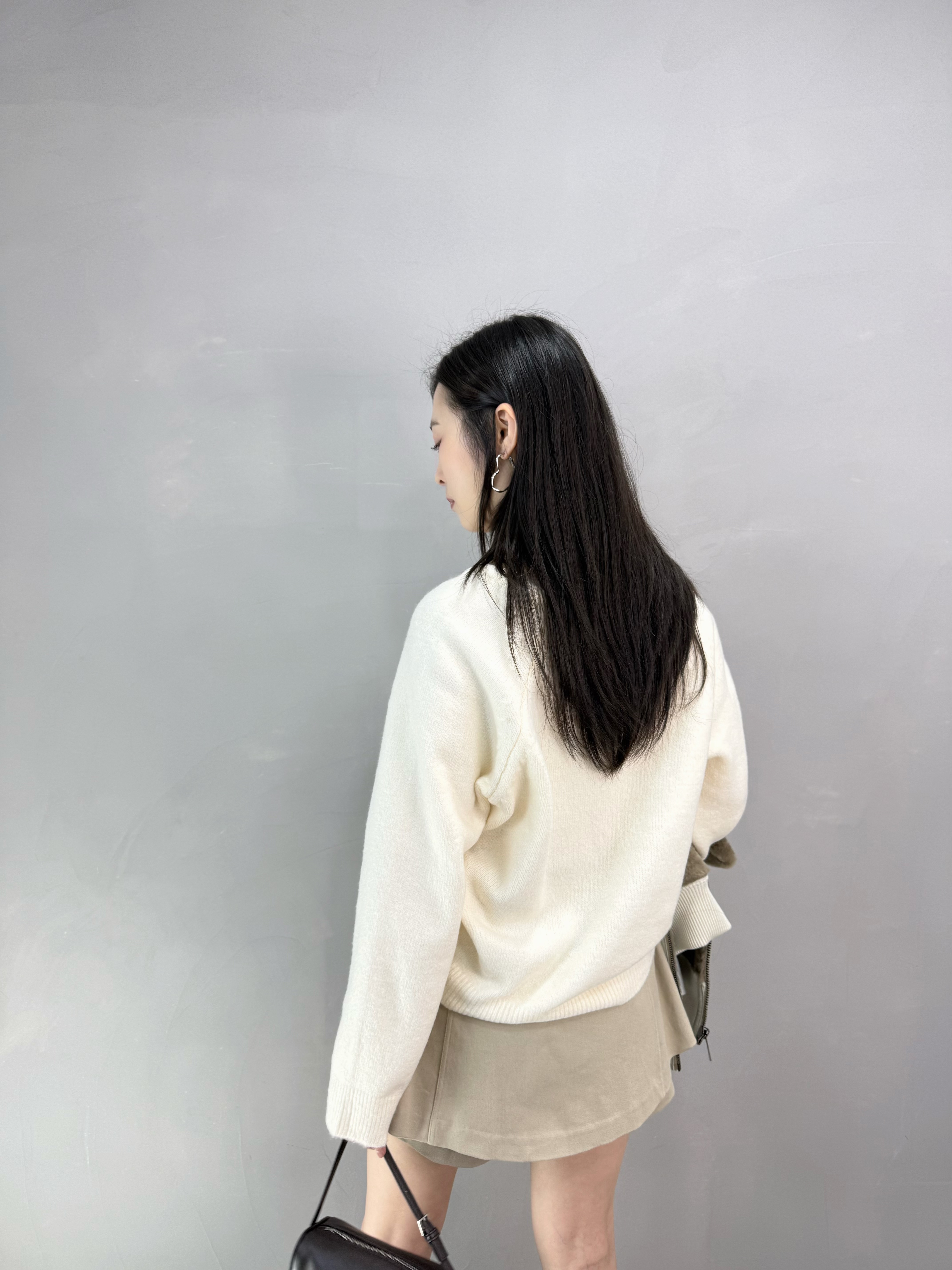 G62 V領銀扣Top（新年後）