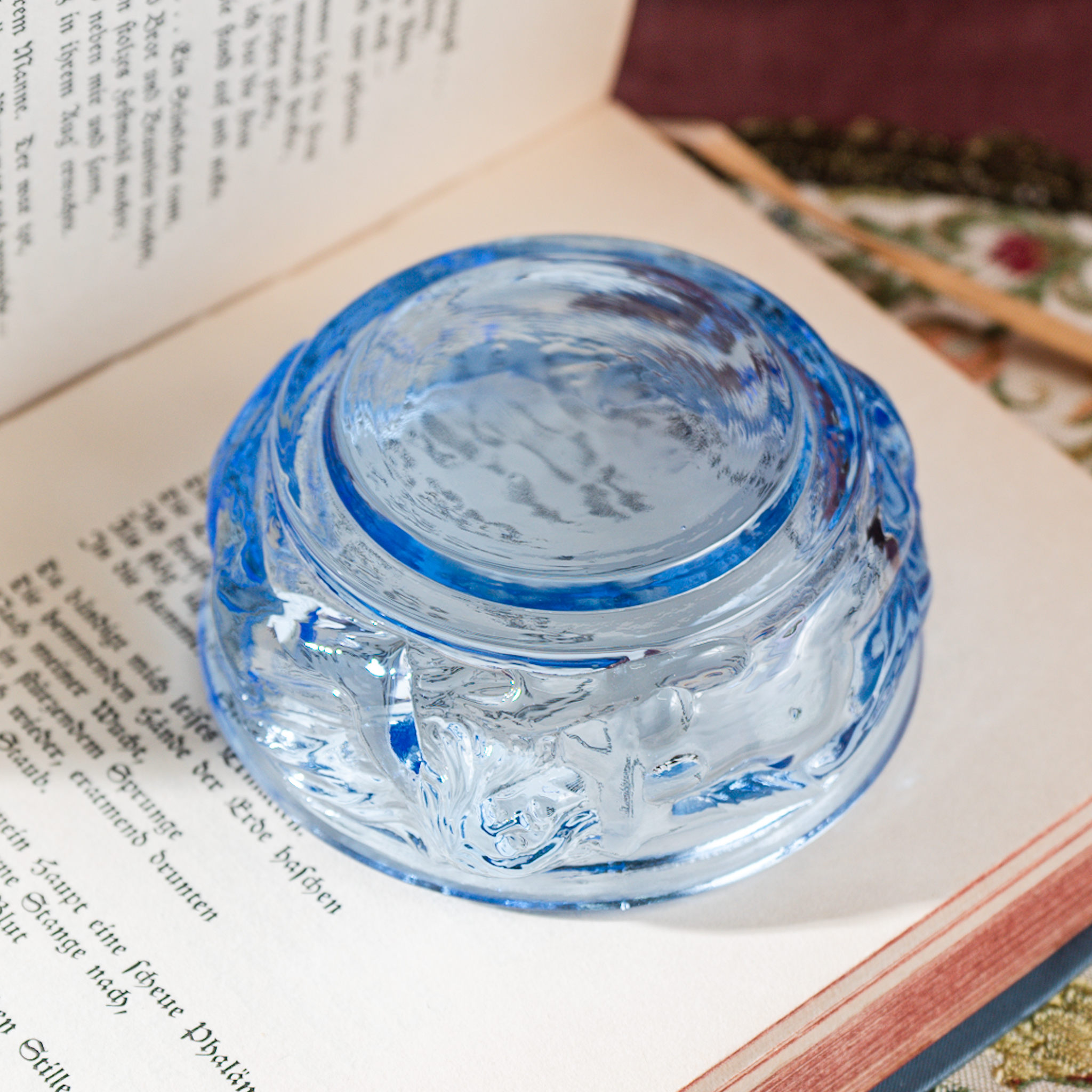 Rare! 1960s New Old Stock West German Nude Goddess 3D Sculpture Blue Glass Trinket Box(MZ017)