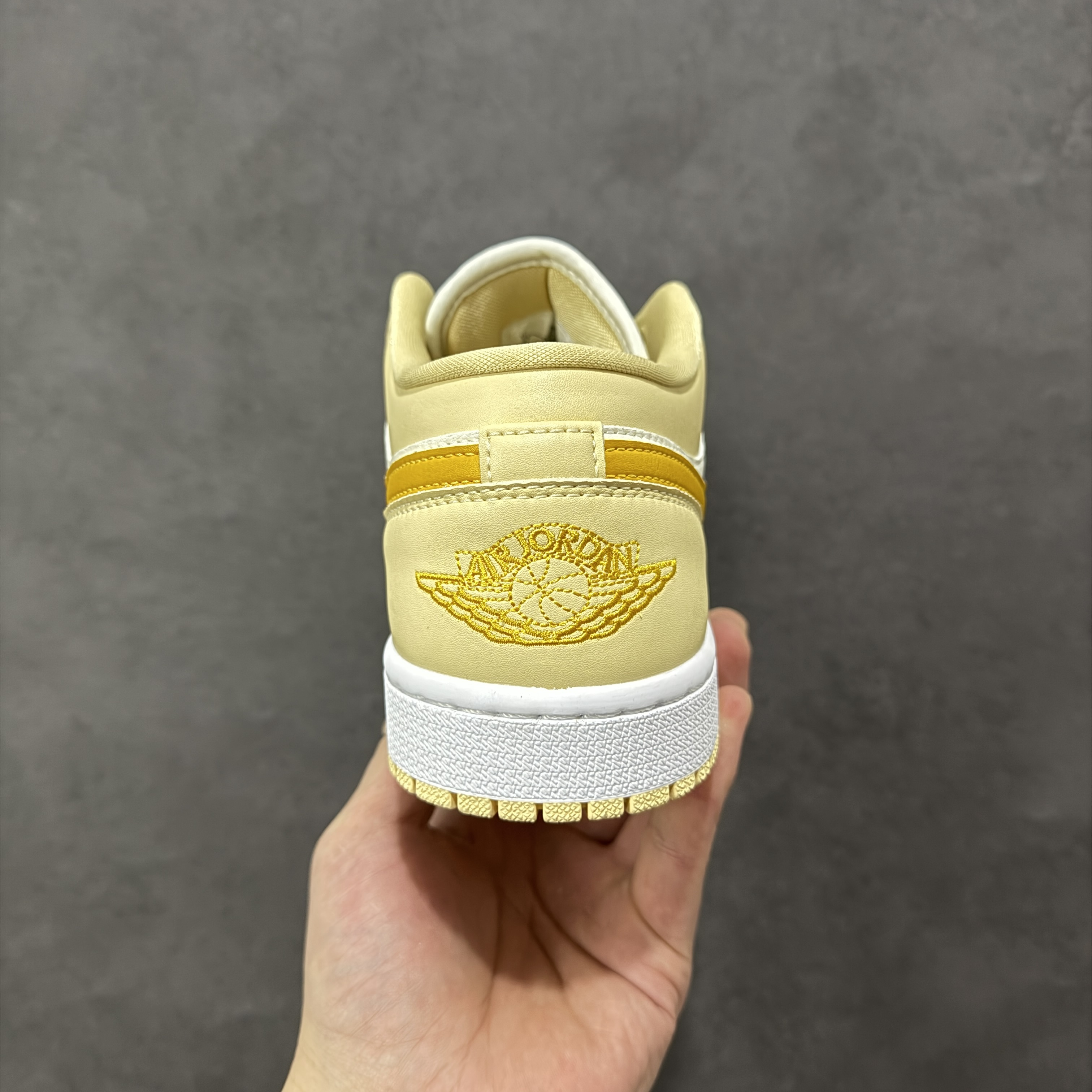 Nike Air Jordan 1 Low DC0774-170