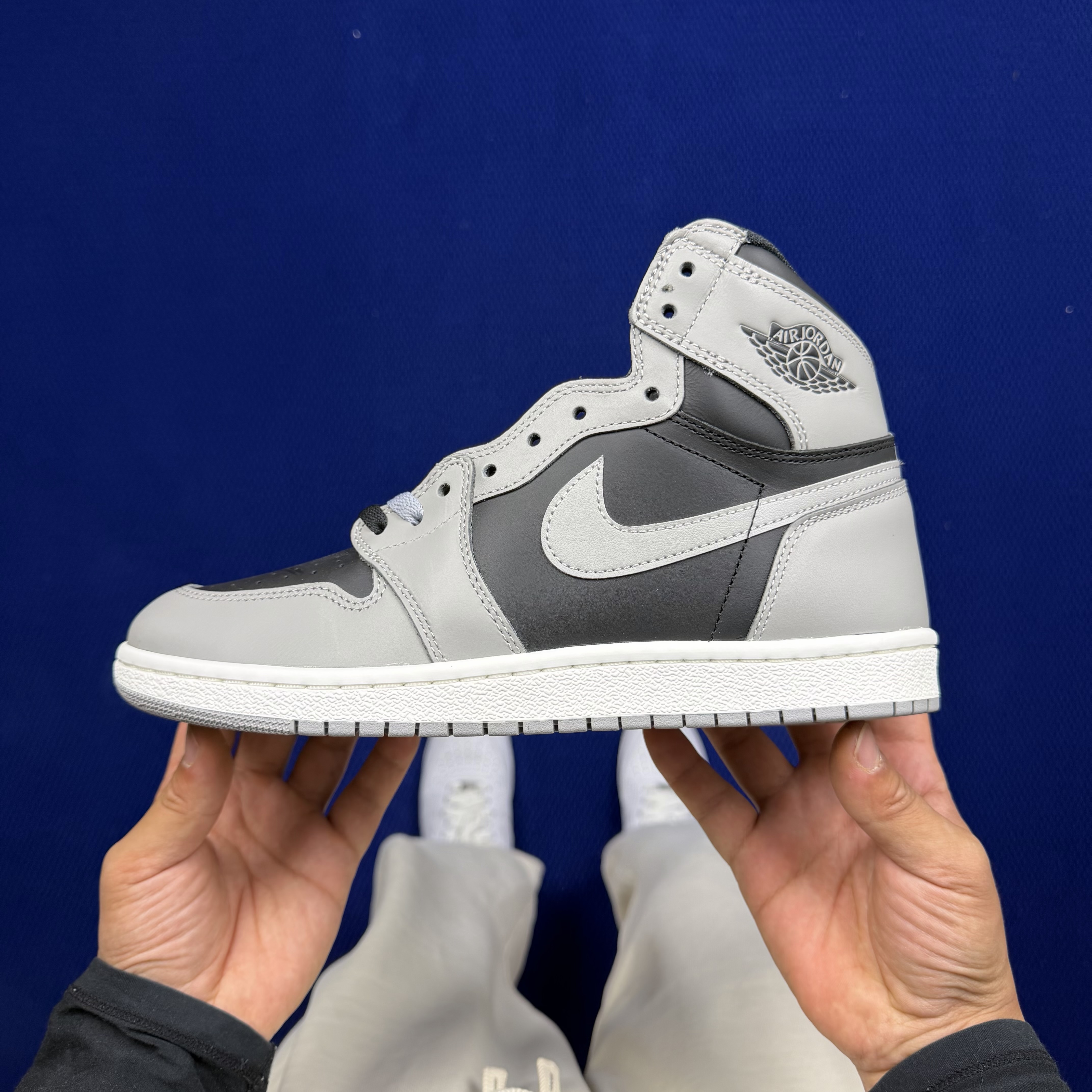 Nike Air Jordan 1 Retro High '85 OG 'Reverse Shadow' HV6674-020