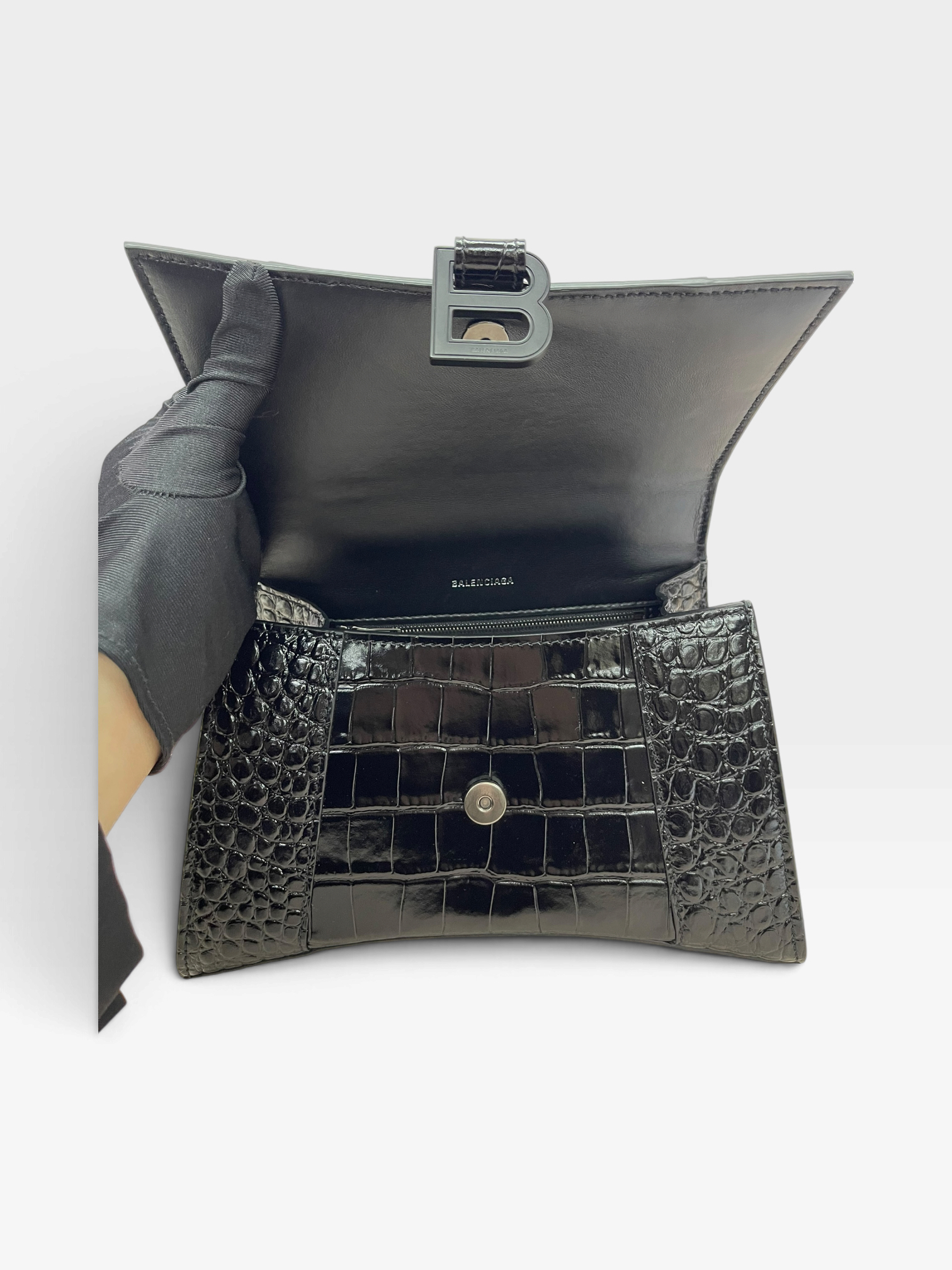 直播貨品 |  [1個-$100 2個-$300］I1