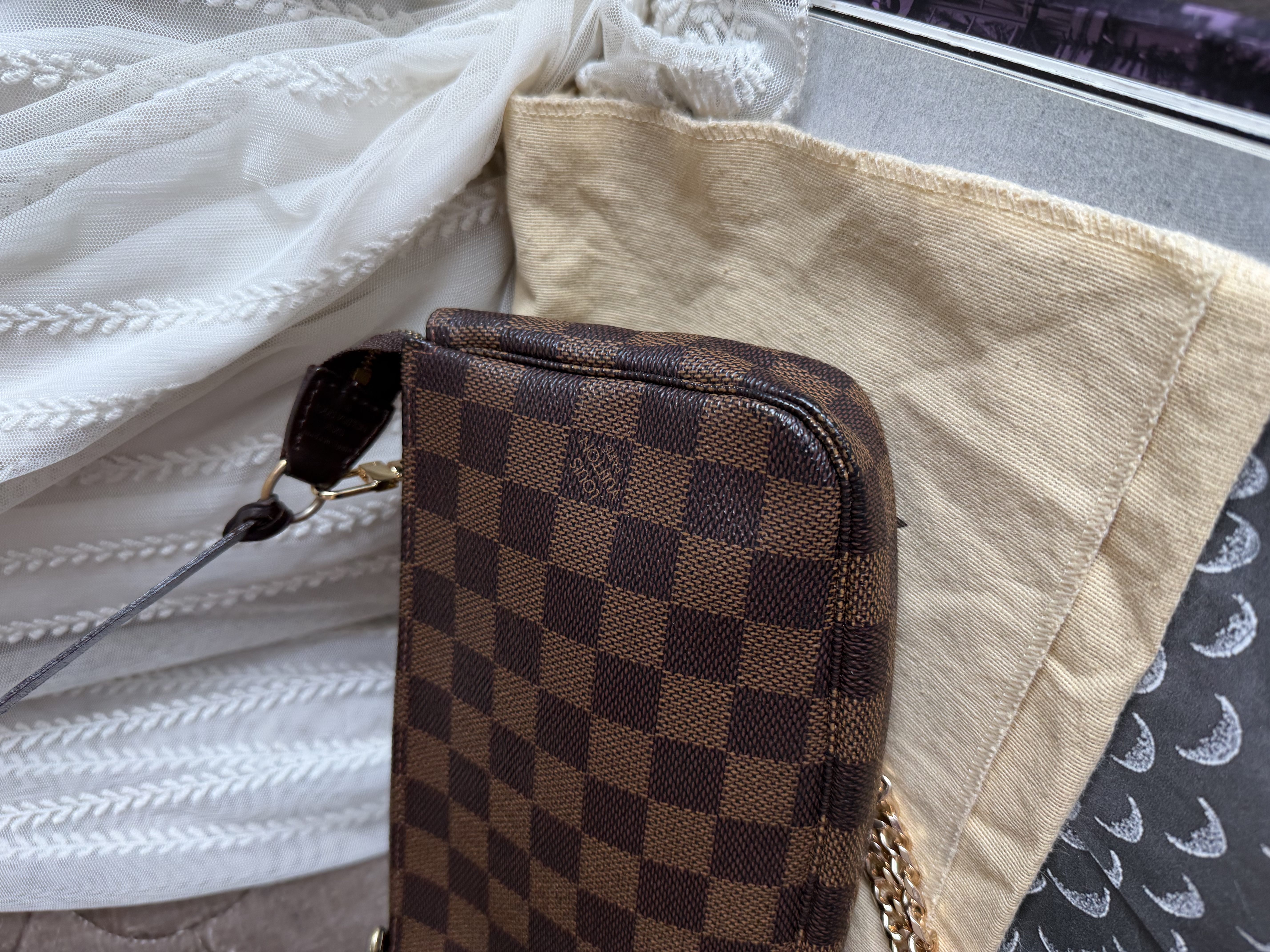 Louis Vuitton Damier Ebène Canvas Pochette Accessoires 