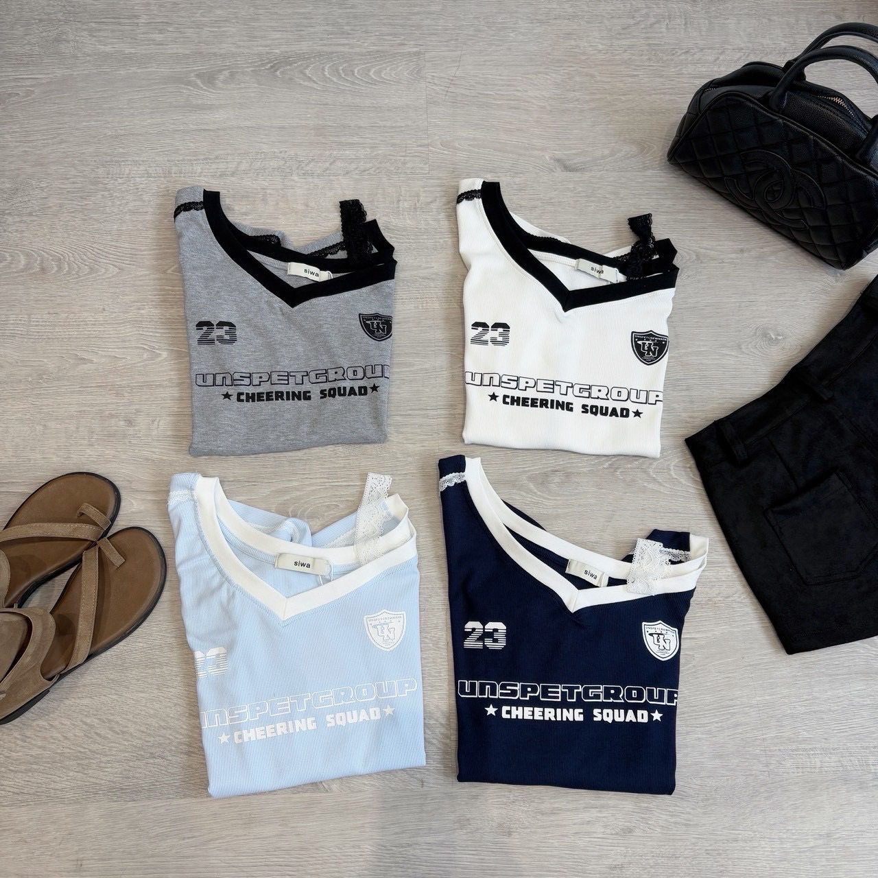 Bkk薄款V領lacy露膊長袖Top