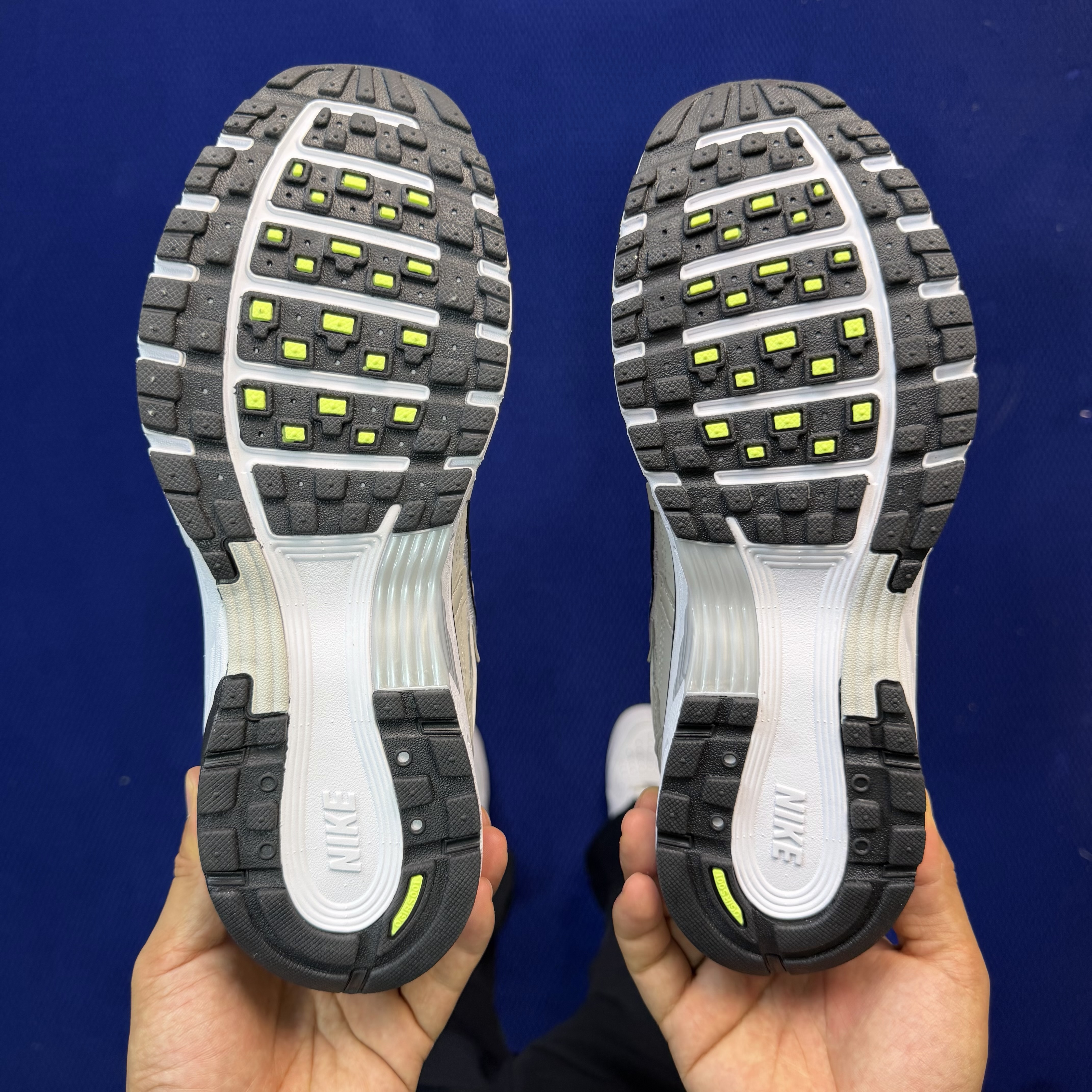 Nike P-6000 IQ7600-012