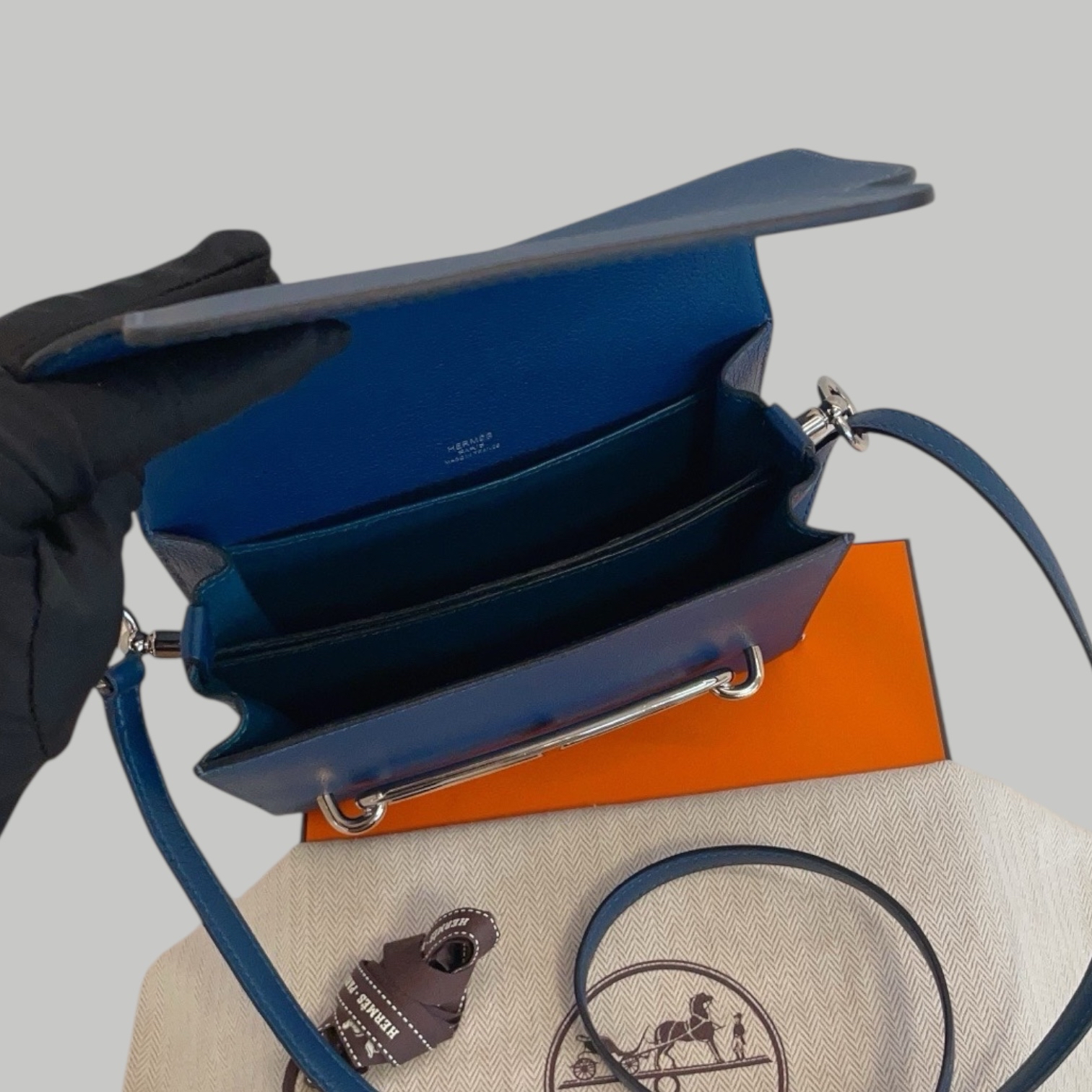 Hermes Roulis19 銀扣