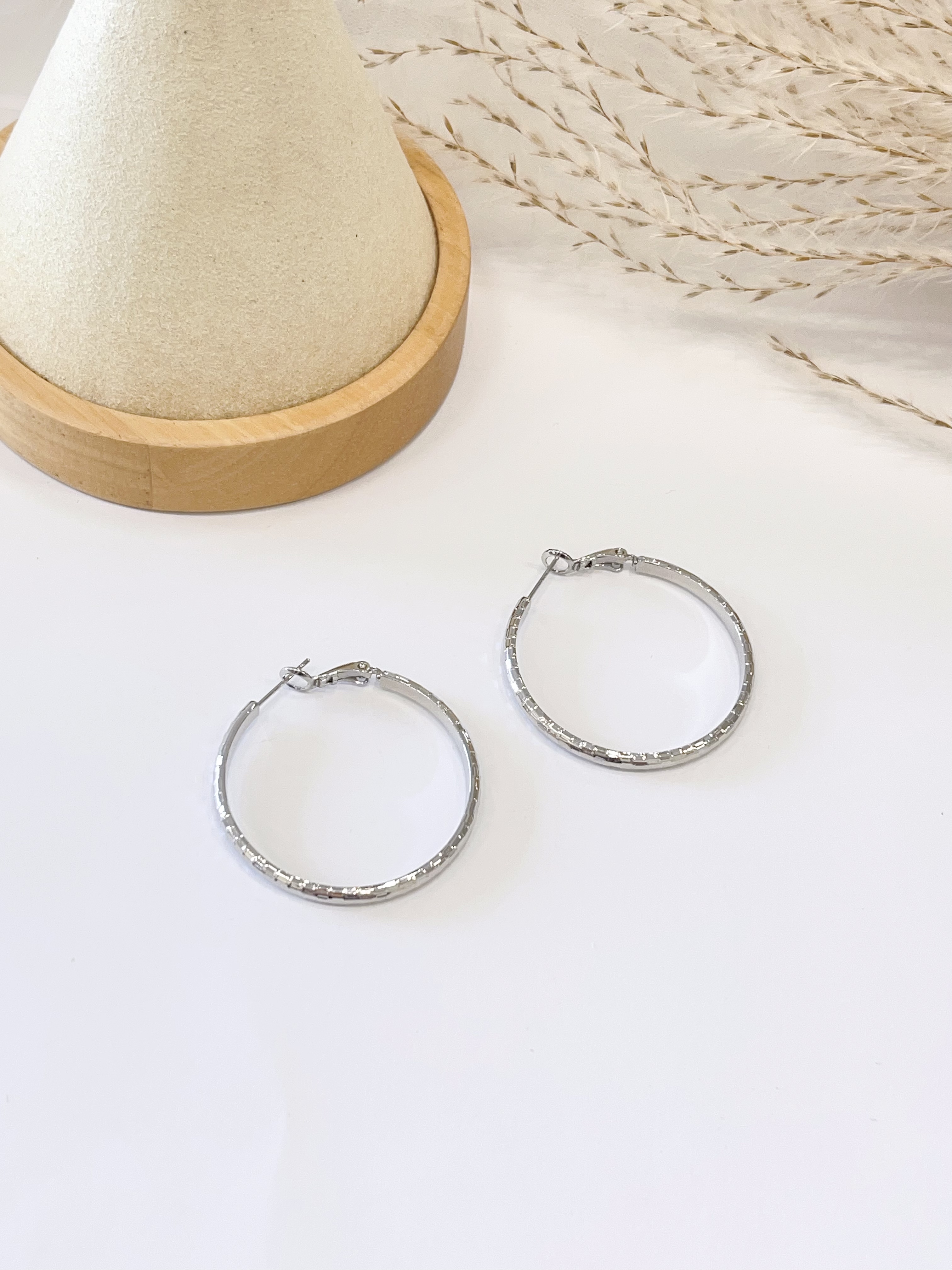 简约小线条设计耳环