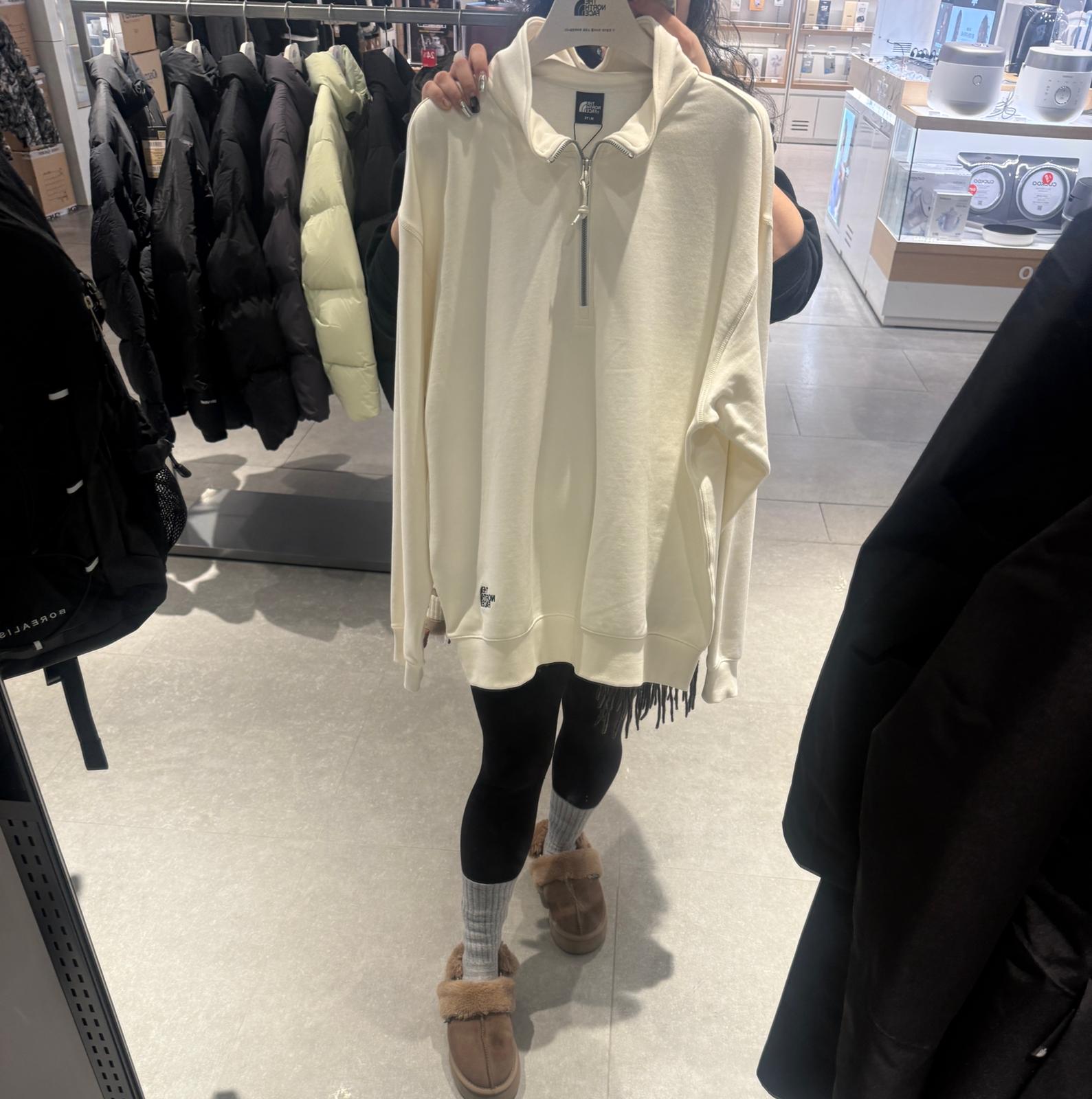 The north face CORE HALF ZIP COLOR: CRE / CREAM 連線優惠價 Size xs- XXL