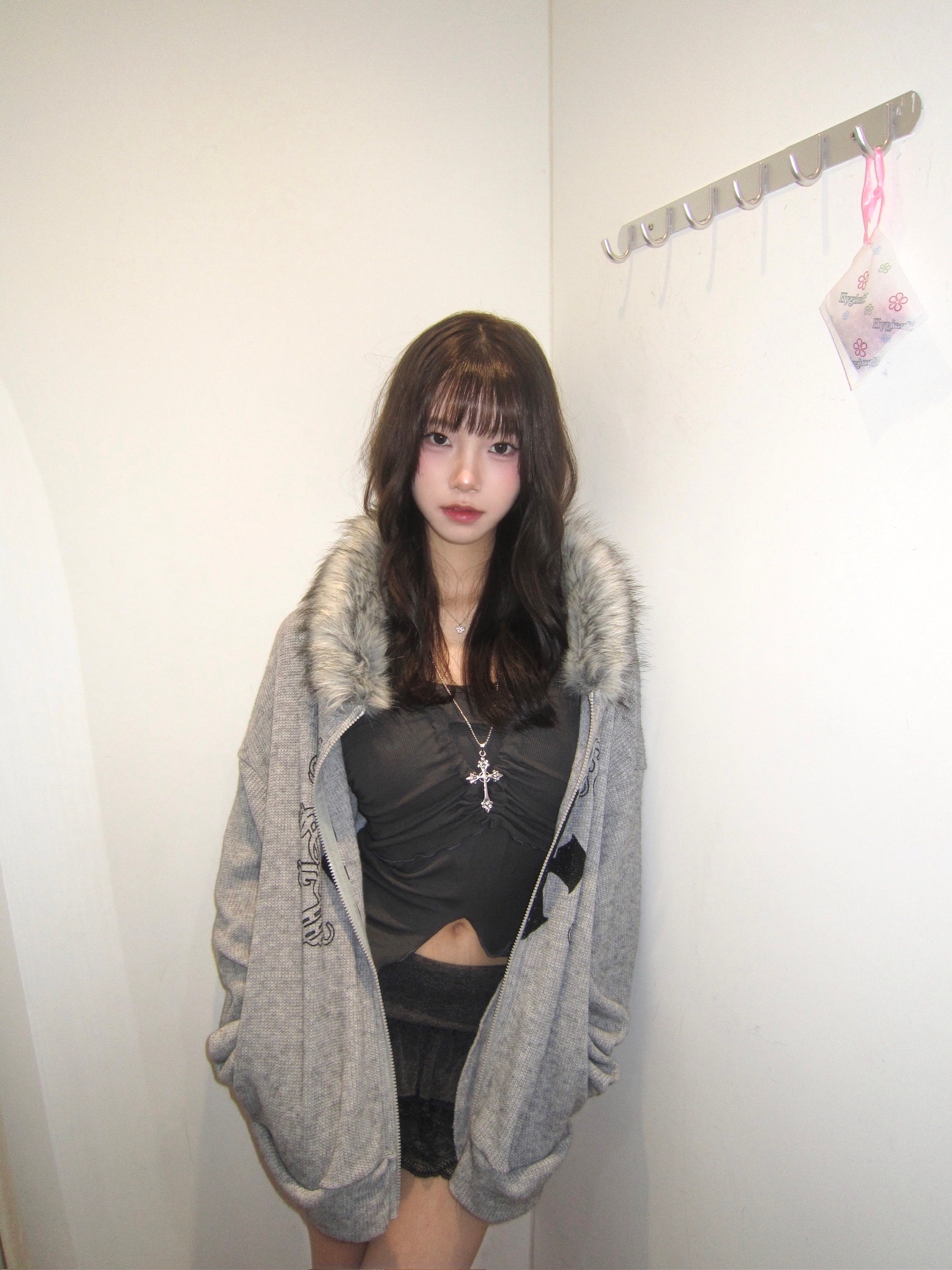 東大門性感掛頸綁帶上衣