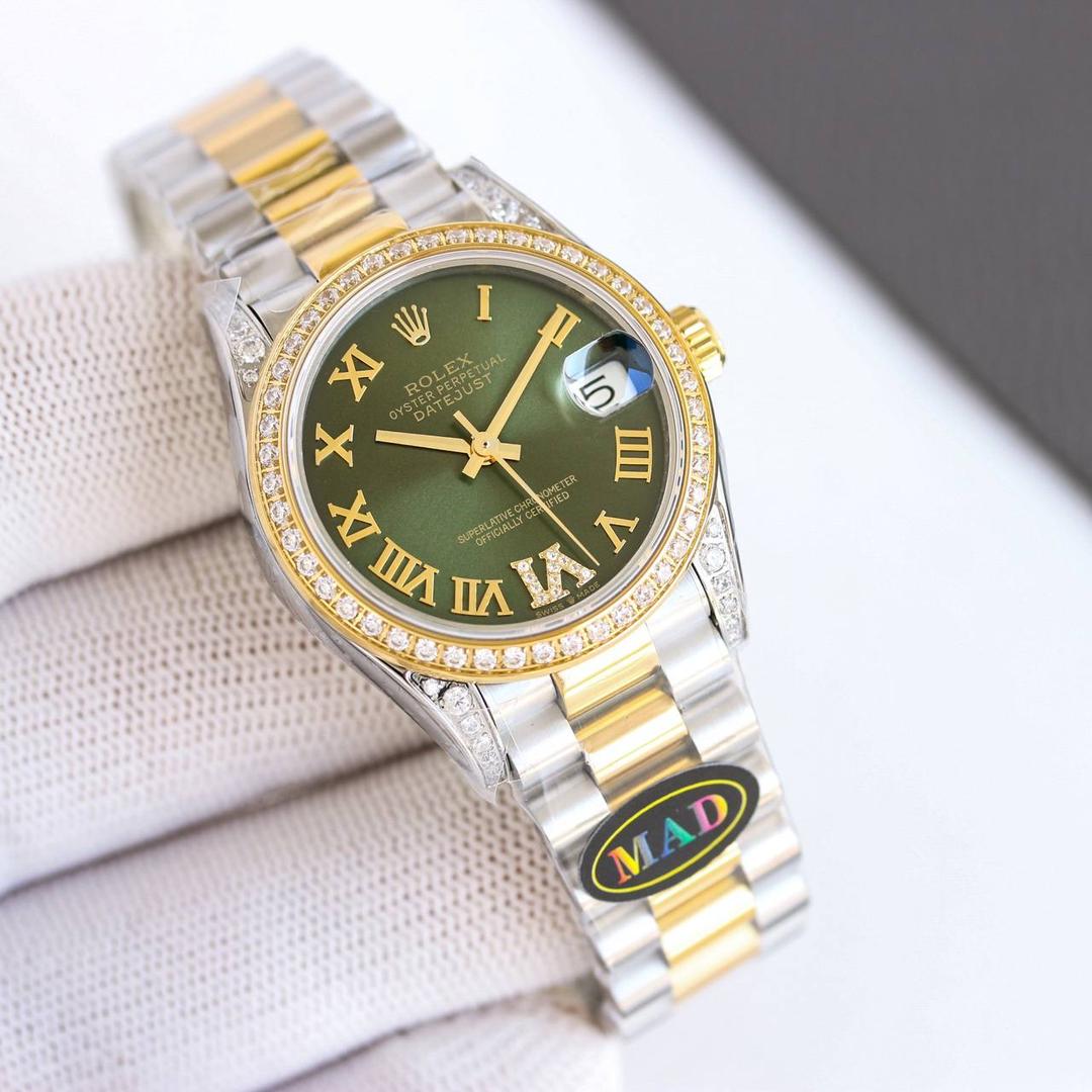 C厂 劳力士 ROLEX 🎮MK5 GMT格林尼治升级版。采用正品一致904L钢材，一体成形的陶瓷白金字体圈口与正品一致。🎮全新3285一体机芯。同步正品GMT针通过正反调时间及日历，配件通用原装。904L钢表壳表链，蓝宝石镜面，超级夜光，双向陶瓷旋转表圈，折叠表扣