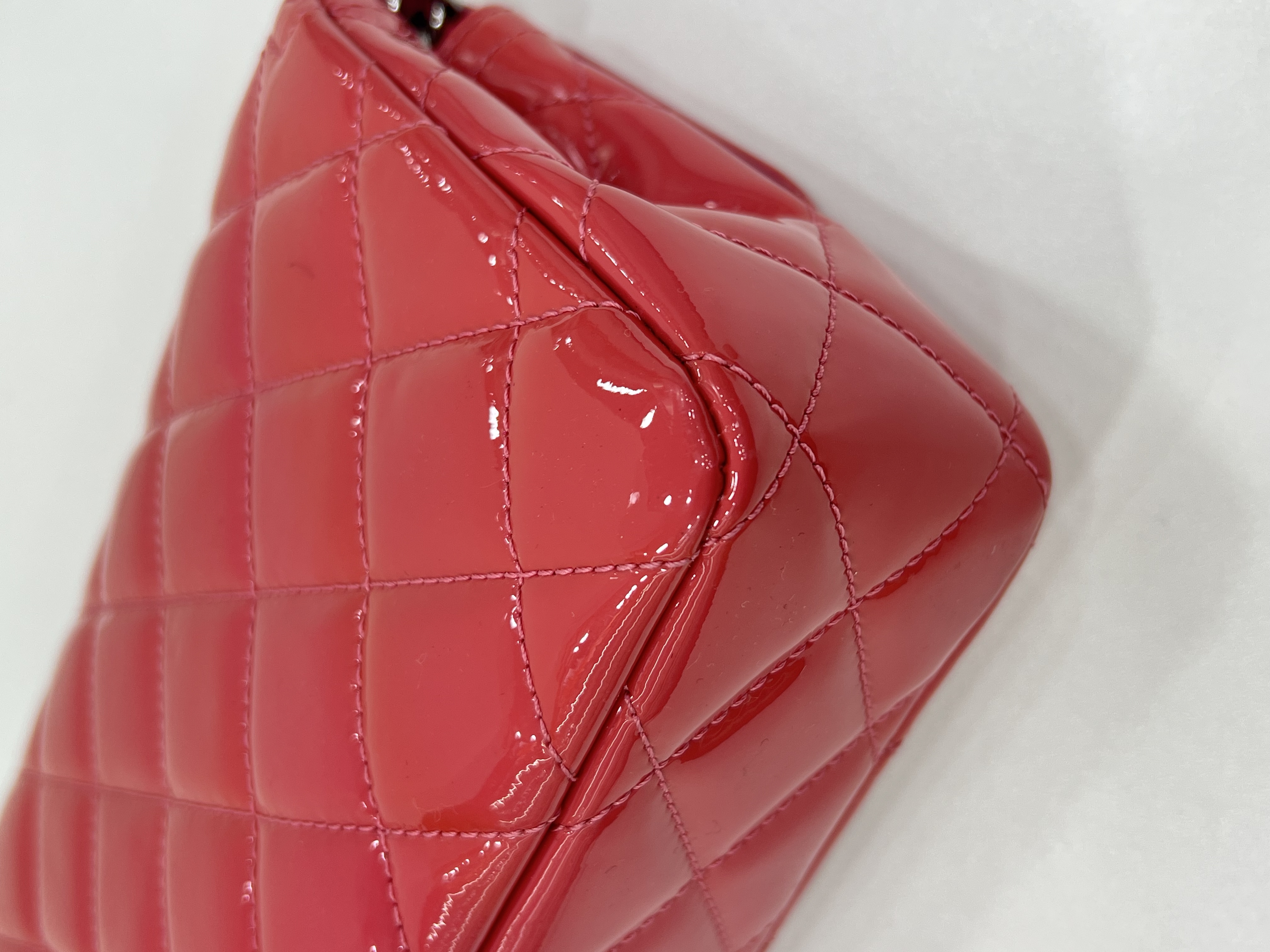 直播貨品 |  [1個-$100 2個-$300］E01