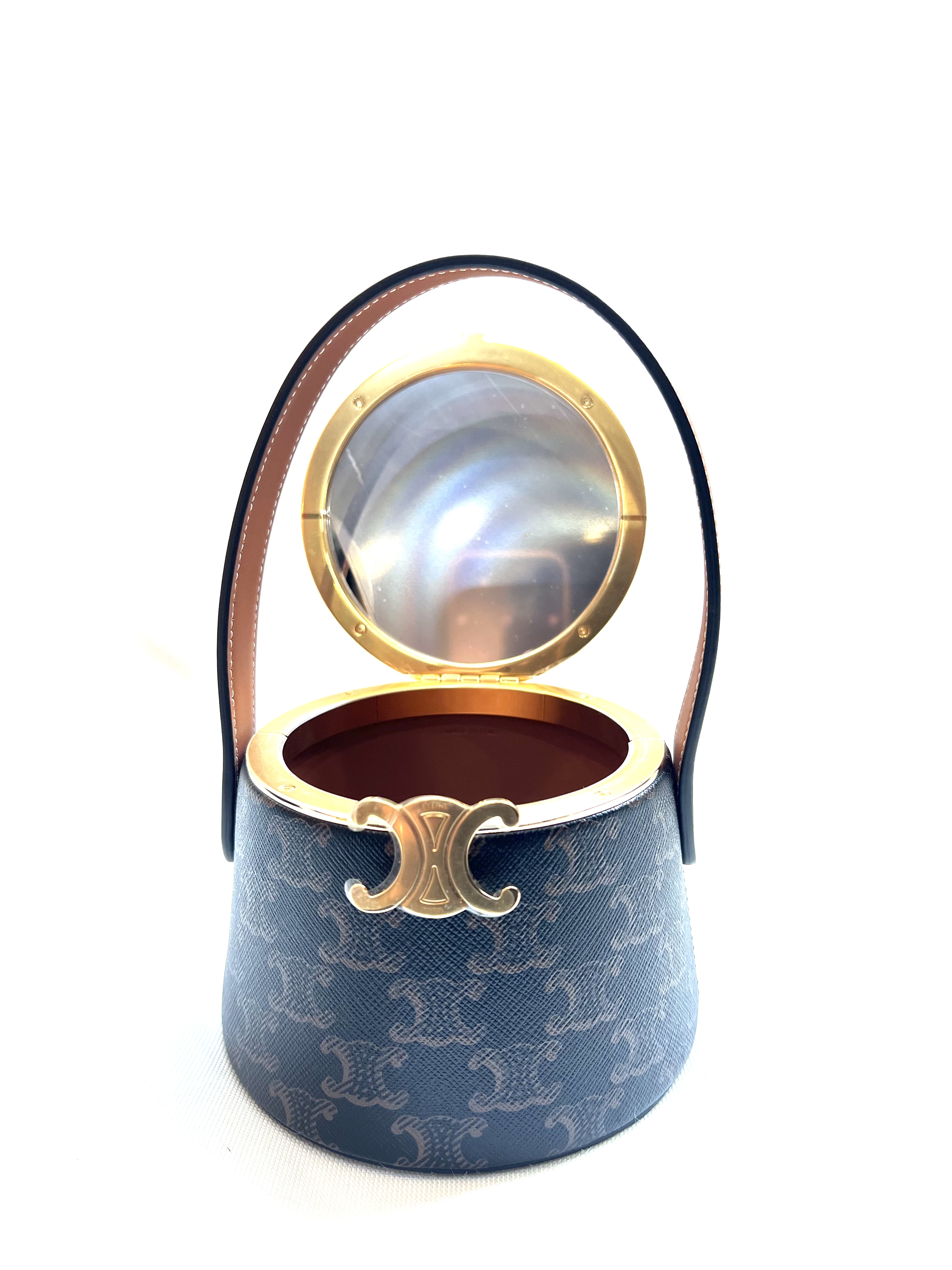 Pre-Owned CELINE Nina Minaudiere / Product Code: 26041638