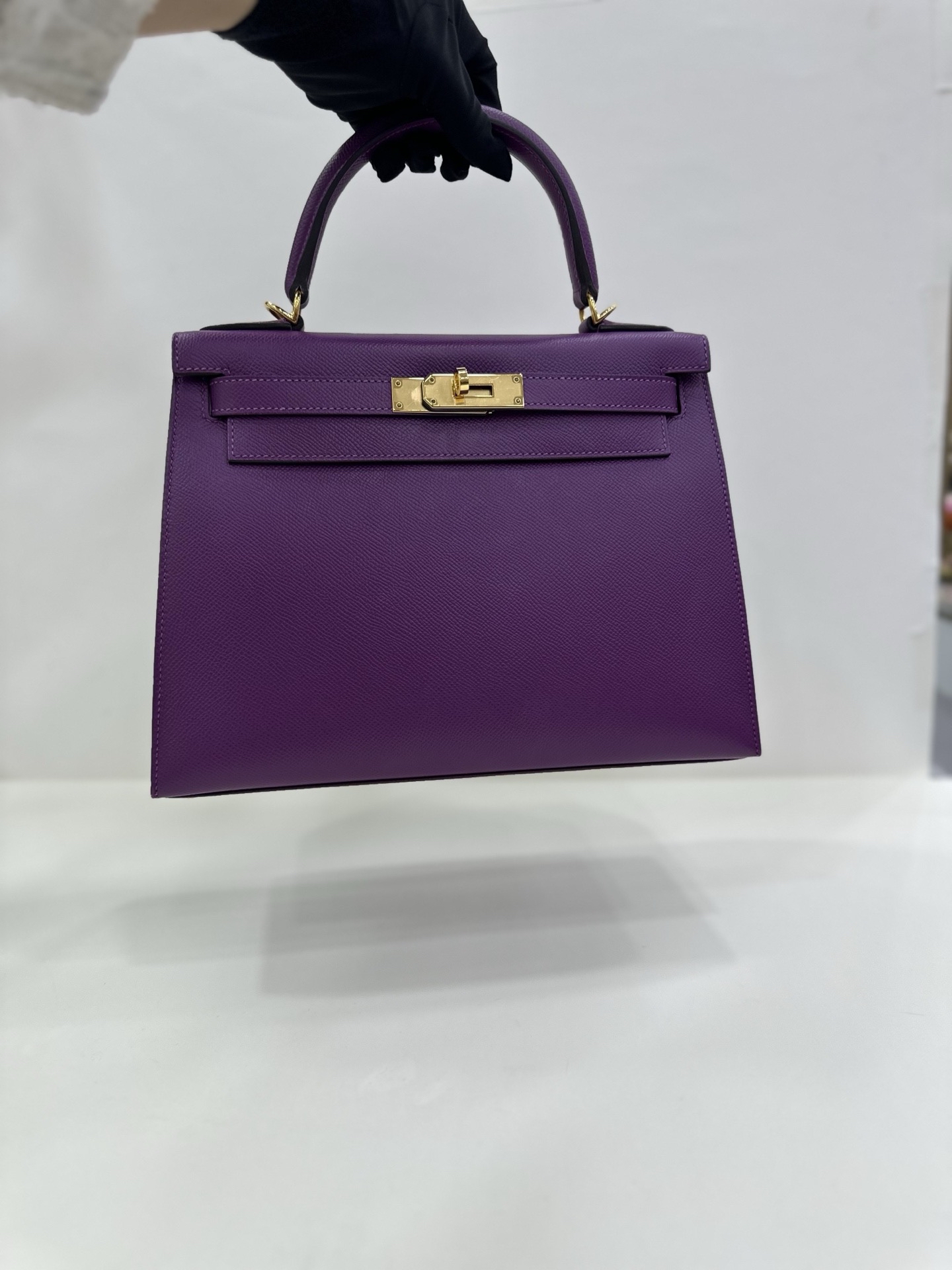 Pre-Owned Hermes Kelly 28 / StampD