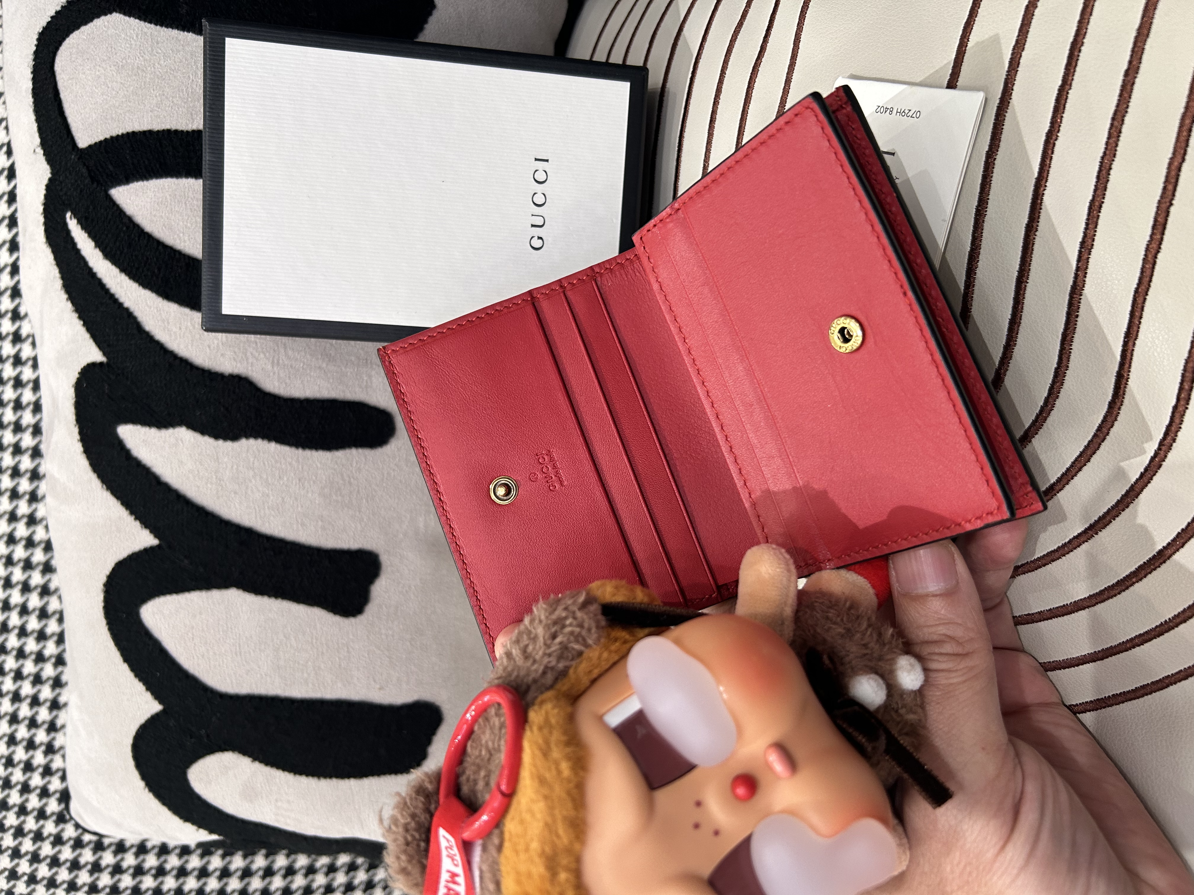 全新 GUCCI wallet with Crystal Cherries in gg supreme 立體車厘子圖案小型銀包 100%Authentic,unused 未使用品 ✅dust bag ✅box