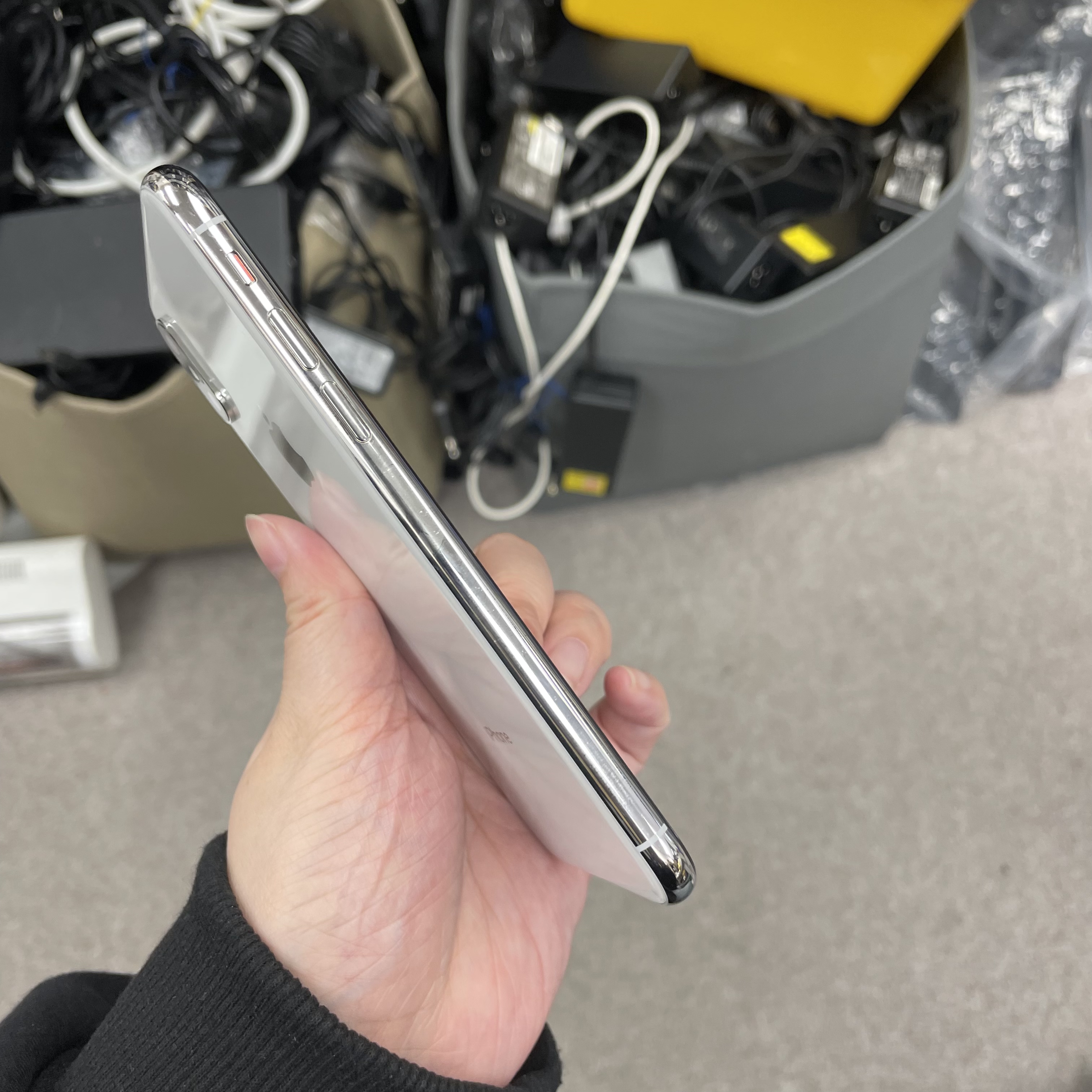 *5970 X 超靚機 256GB 電100 白色 white