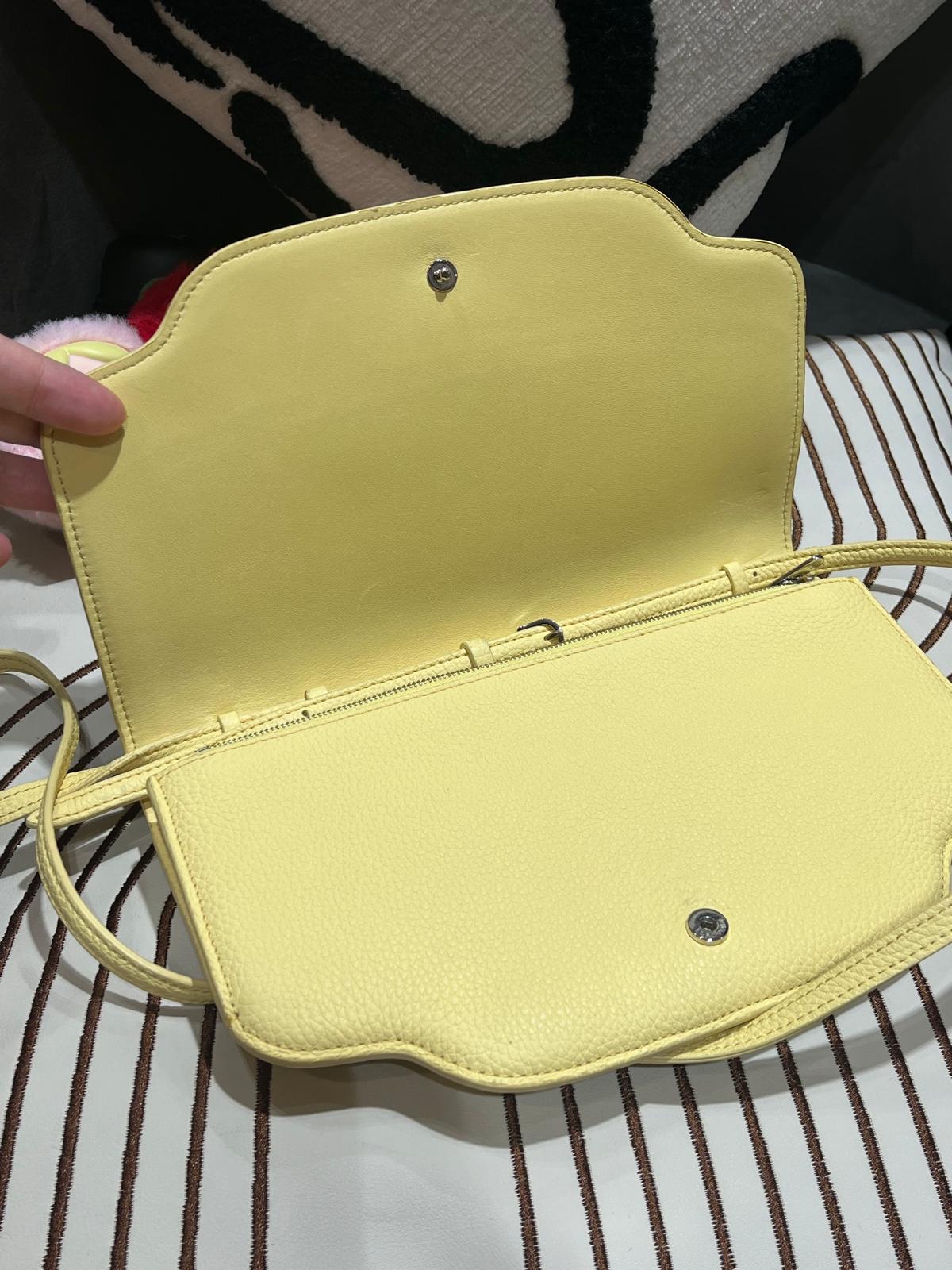 LORO PIANA WALLET ON STRAP, 100%Authentic ,95%new