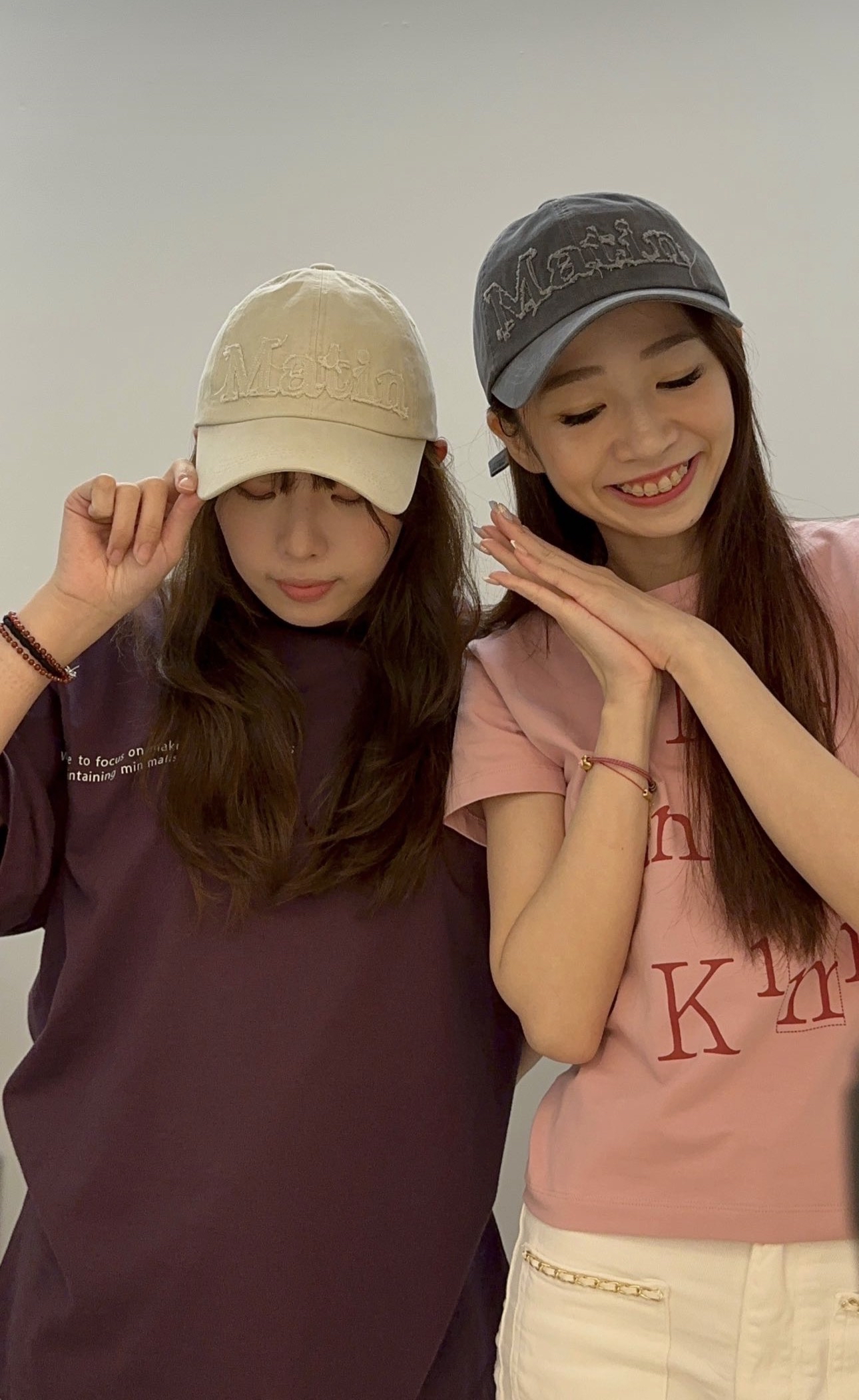 MATINKIM直播限時折扣ROUGH CUT APPLIQUE BALL CAP IN LIGHT BEIGE