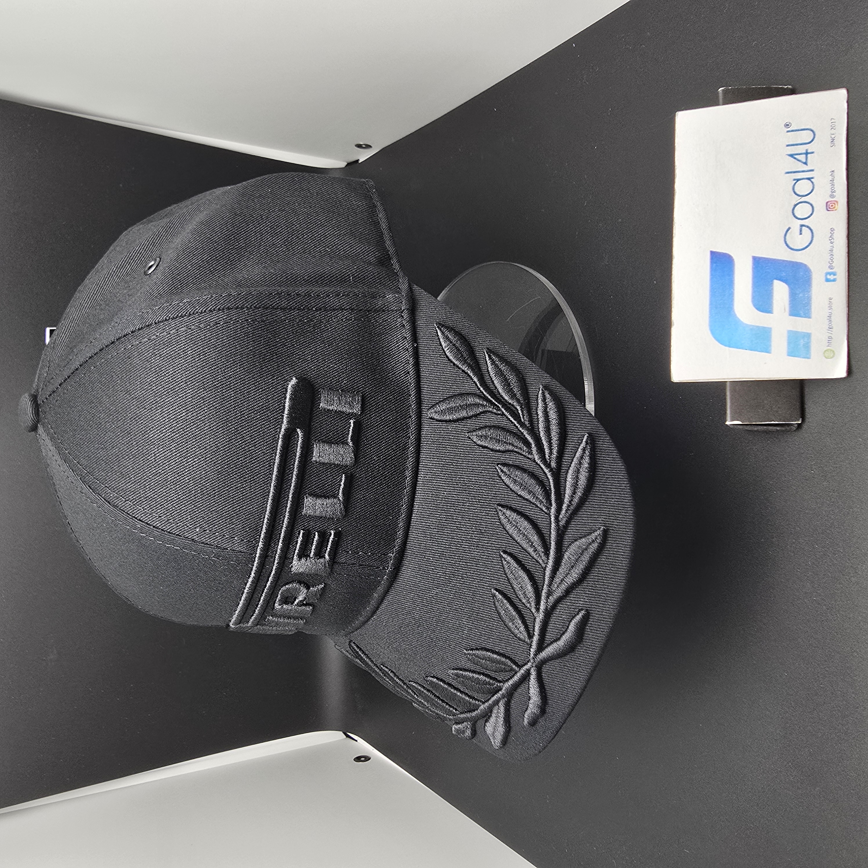 F1 Pirelli倍耐力全黑 "Lights Out" 特別版冠軍帽 PIRPC-0135
