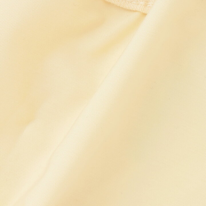 🇯🇵預訂 日本直送🇯🇵Petit Main x 好餓的毛毛蟲系列兩色水果刺繡貼花防水口水圍兜