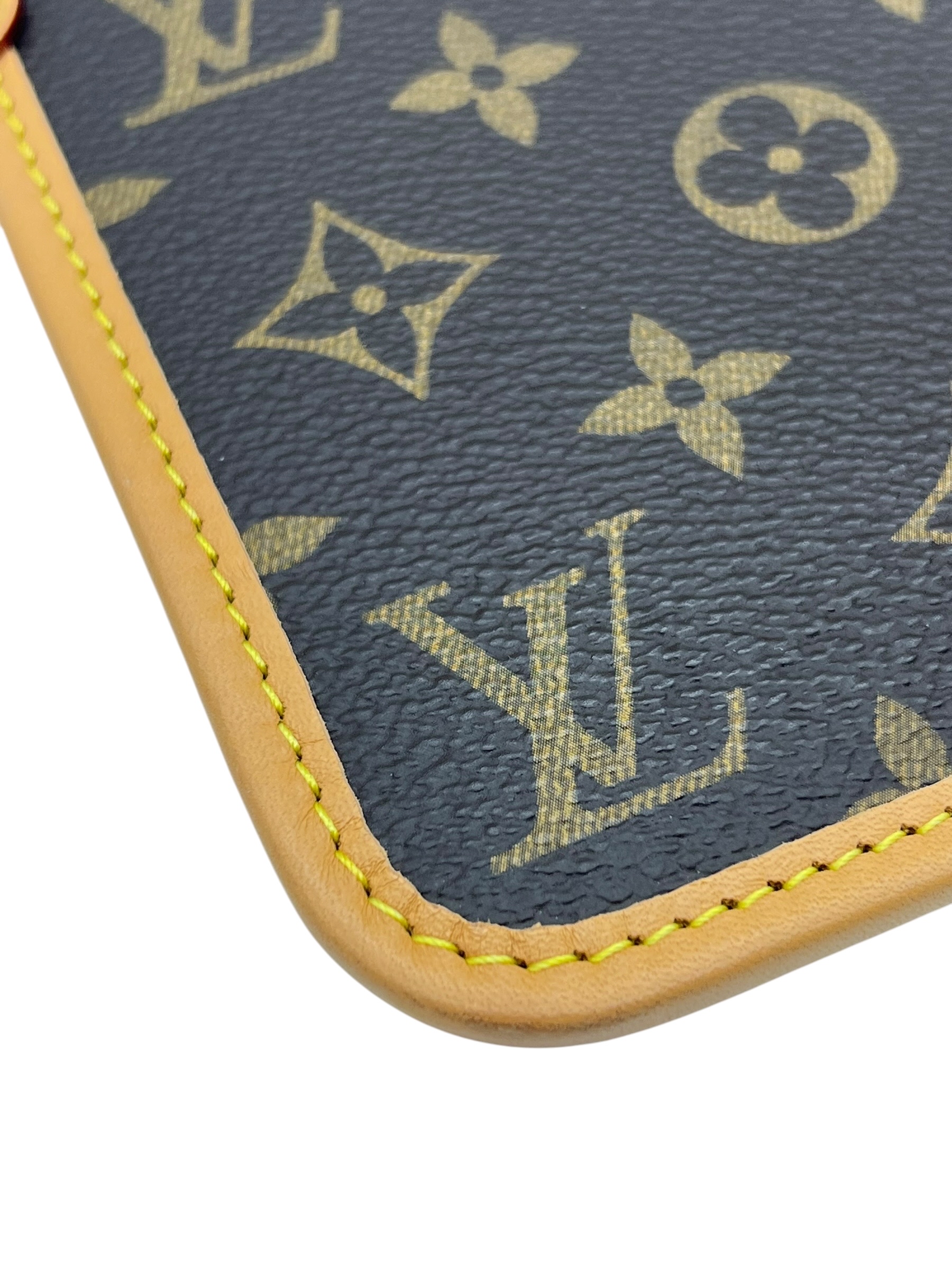 Pre-Owned LV Carry All / Product Code: 061408