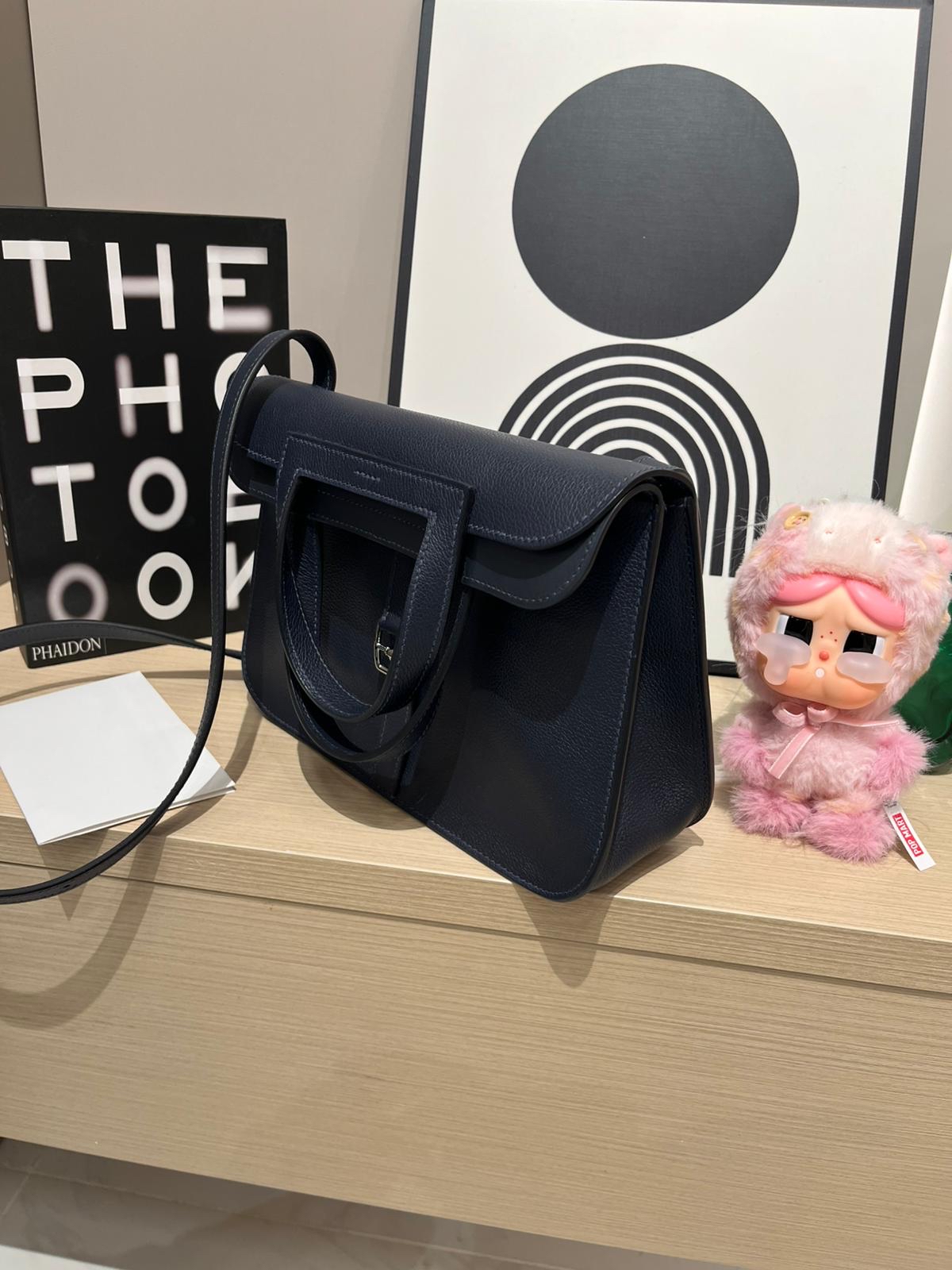 Hermes Halzan 25,STAMP U,BLEU NUIT 100%Authentic ,98%new ✅收據✅dust bag✅box 