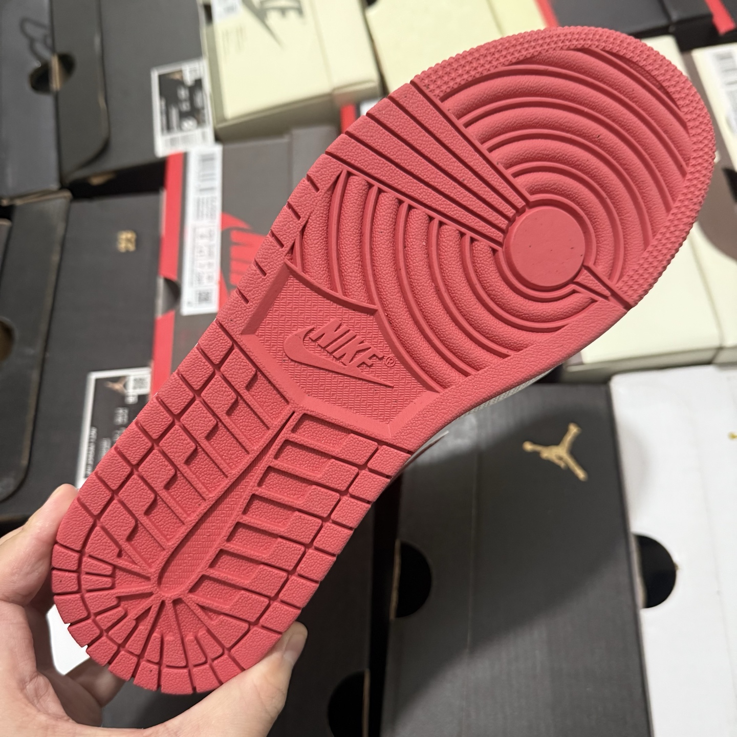 Nike Air Jordan 1 Low SE "Dune Red" FJ3459-160