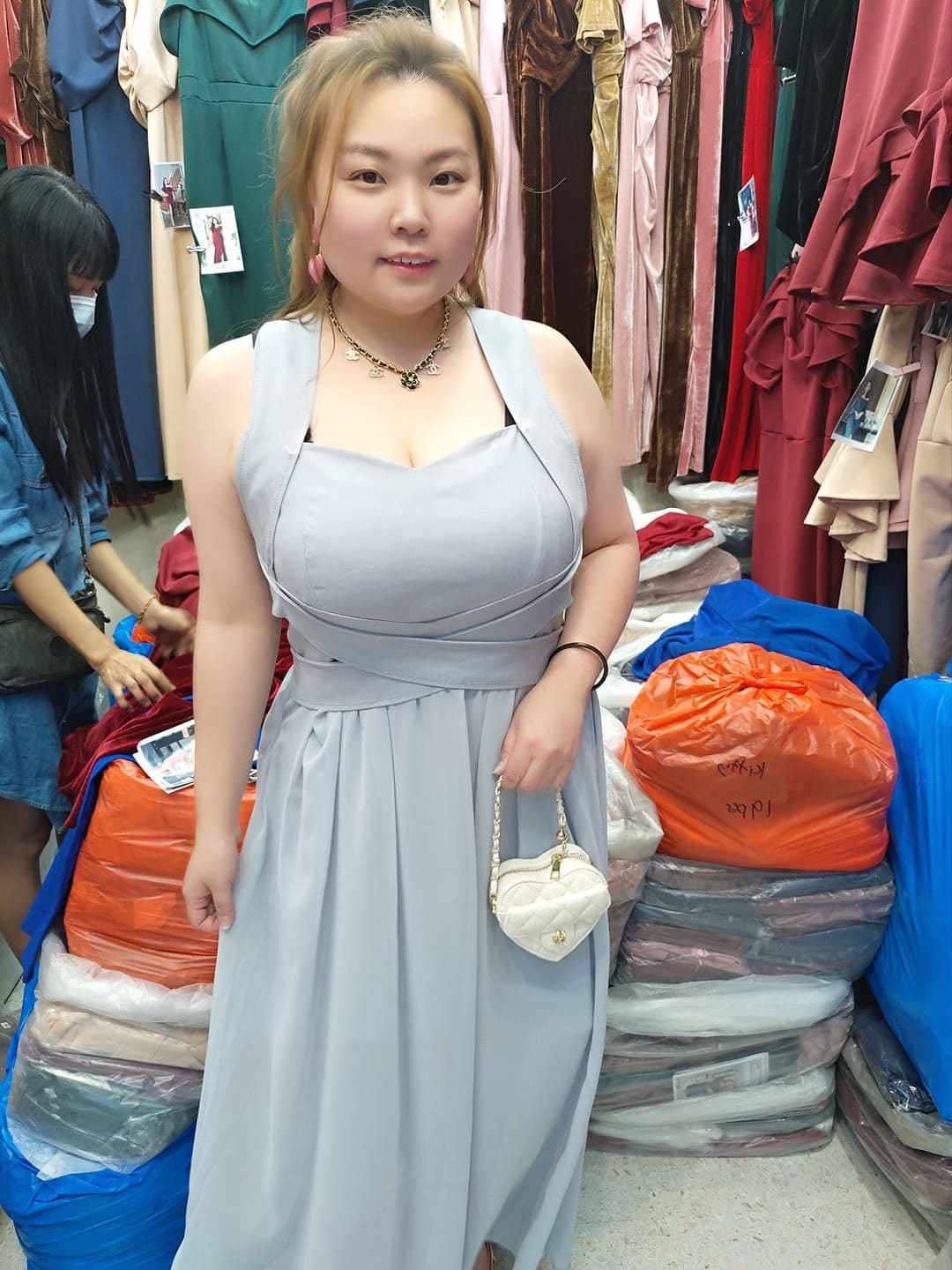 B01/BB0017 小V粗带设计款长礼服