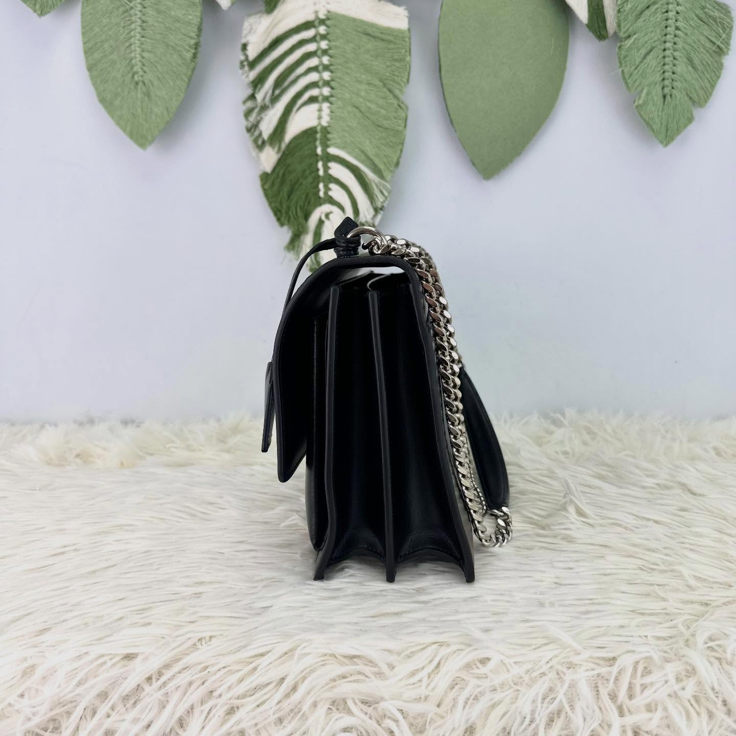 YSL 🤍PRE OWNED SUNSET 黑銀光面牛皮郵差包 Large Size🖤