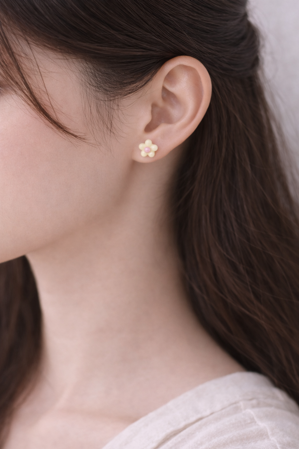 Ocr Gummy Flower Stud Earrings