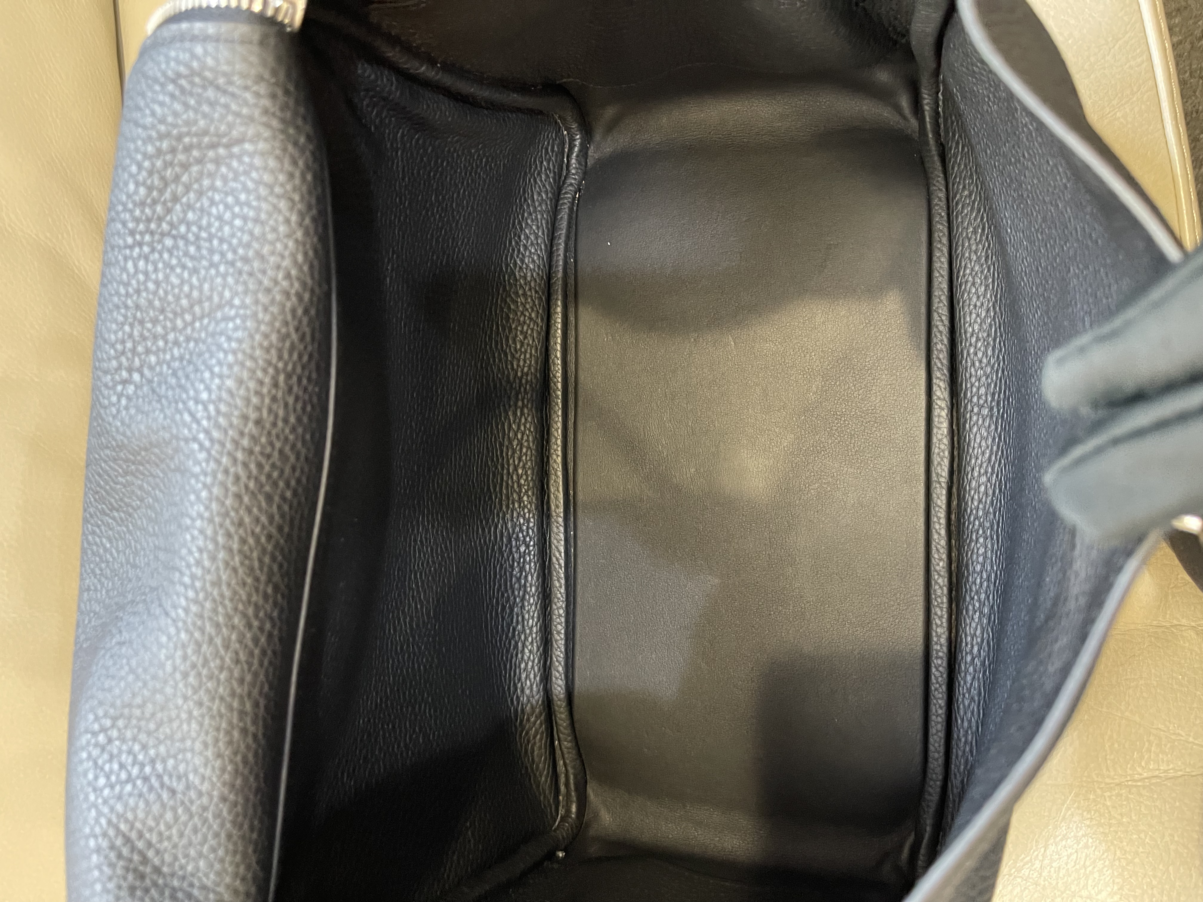 Pre-owned Hermès Lindy 30 / stamp A Product Code: 26031409