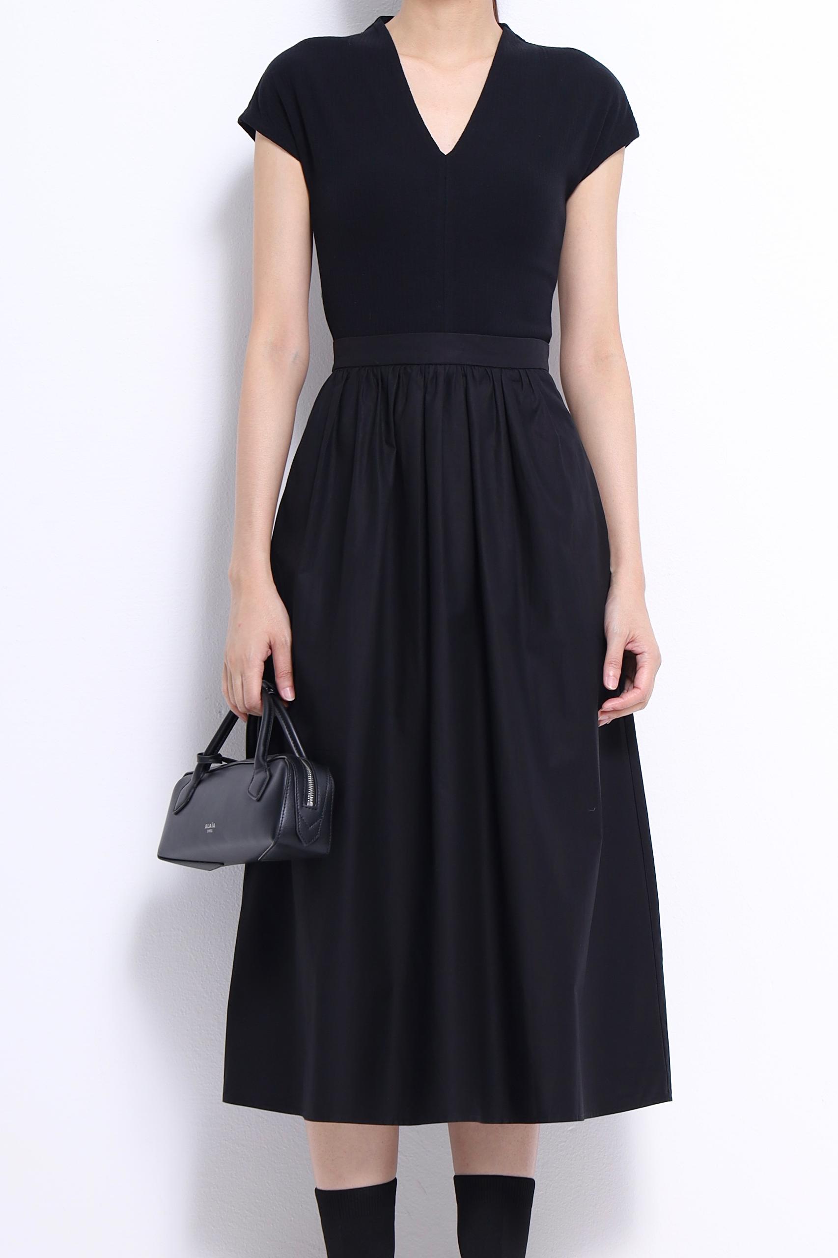 CD2150 V-NECK BODICE SMOCKED SKIRT DRESS