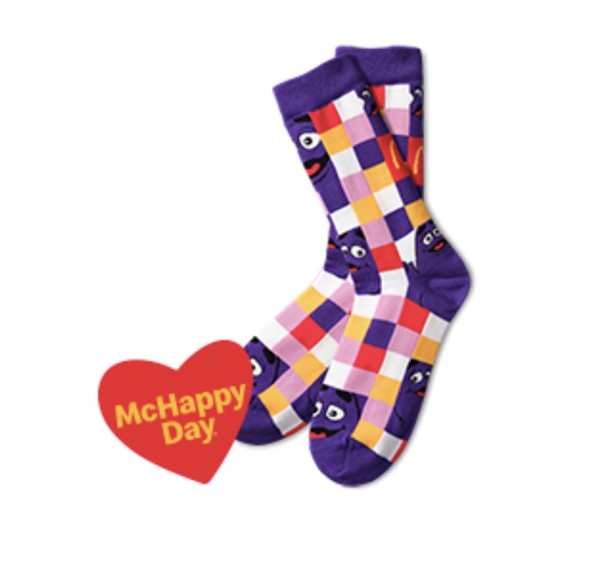 【加拿大限定】2026 McDonald McHappy Day 麥當勞復古角色愛心慈善中筒襪 （成人one size）