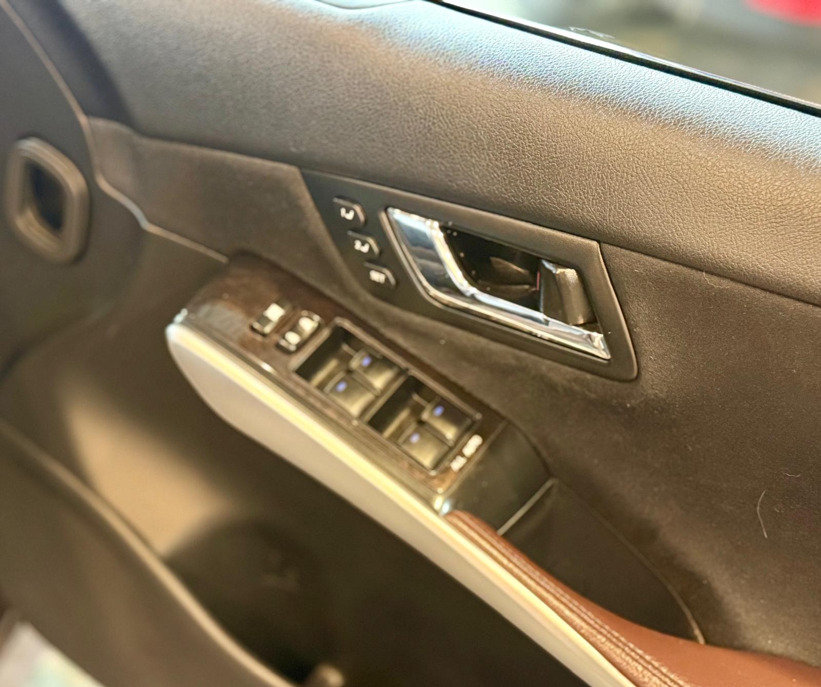 Toyota Sai Hybrid 2014