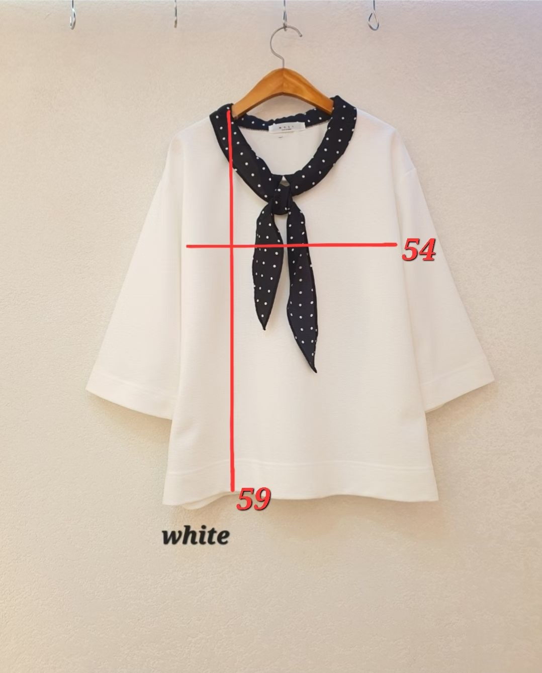 波點綁蝴蝶🦋結Top