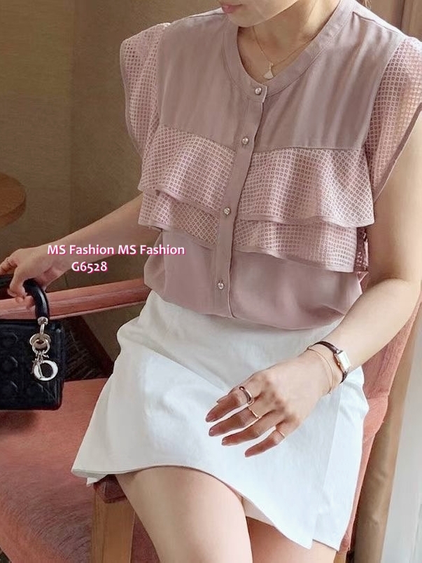 G6528 靚料格紋ruffle top