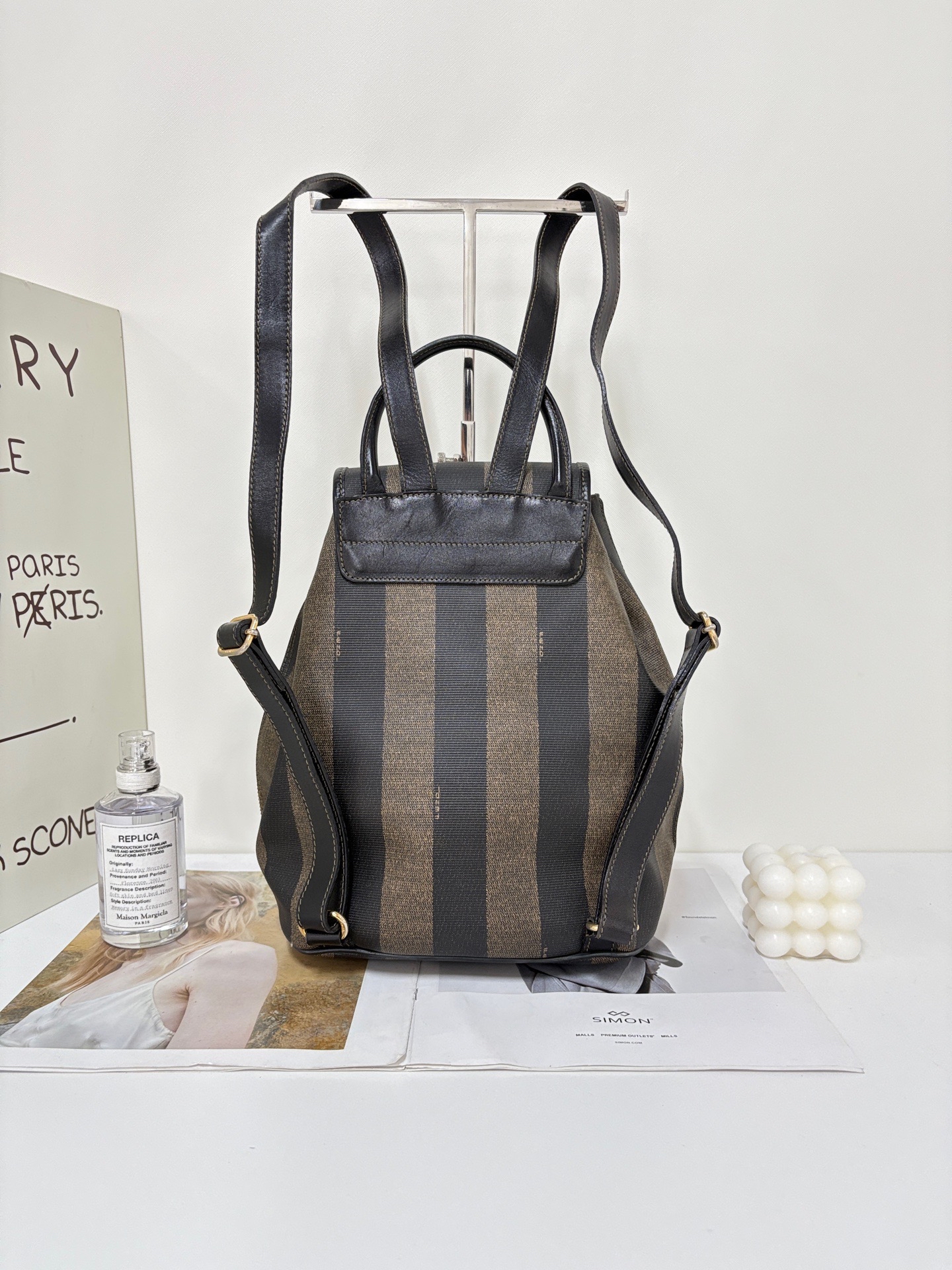 【預訂貨品】Fendi老花胡桃木書包🎒