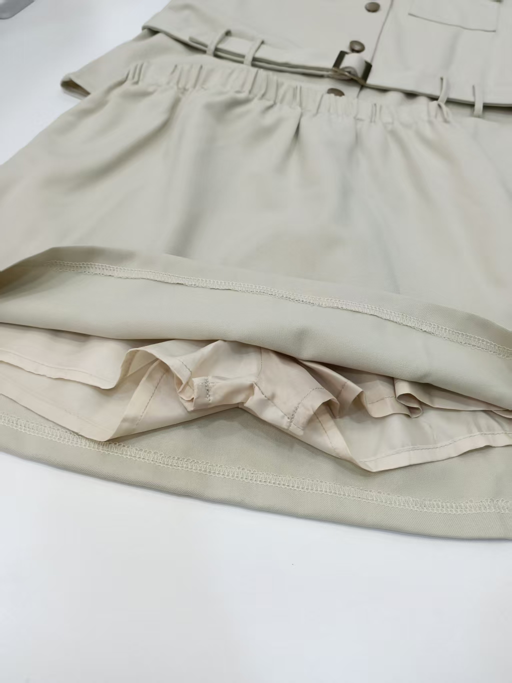 Sleeveless Shirt Short Skirt Set M249