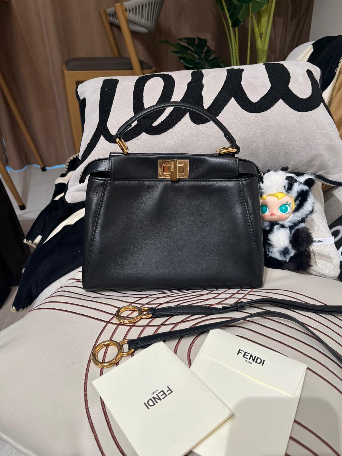 FENDI MINI PEEKABOO BLACK CALFSKIN 2WAY BAG 8BN244 100%Authentic,95%new ✅booklet tap card✅dust bag  