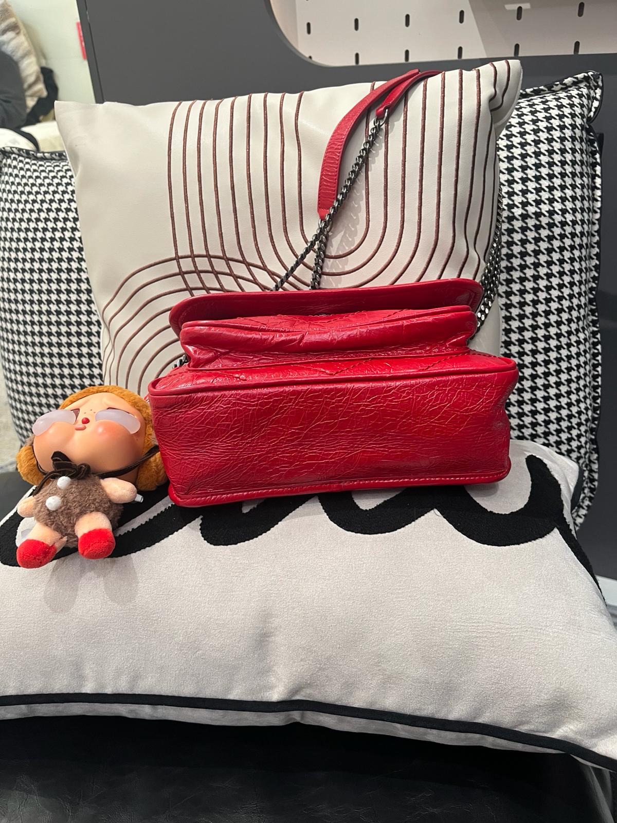 YSL Niki Baby Calfskin 100%uthentic, 98%New ✅Dust bag