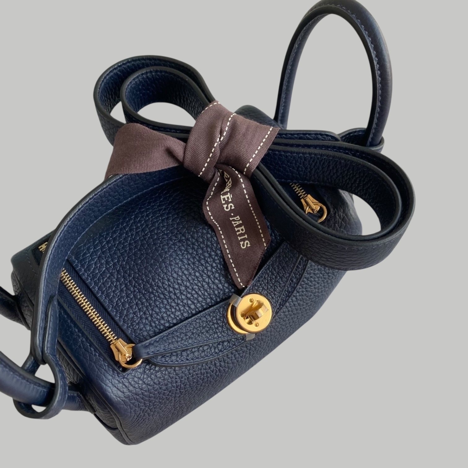 Hermes Mini Lindy 午夜藍金扣
