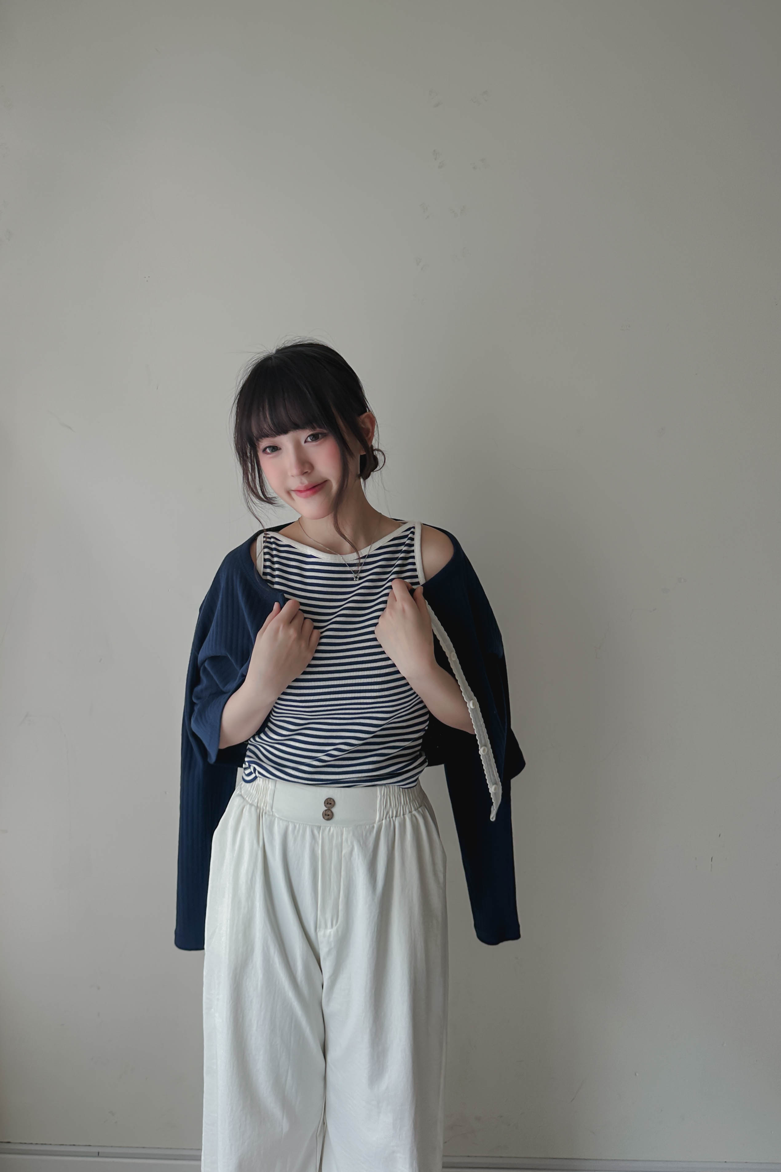 包副乳！入肩橫間坑紋背心 (兩色入)